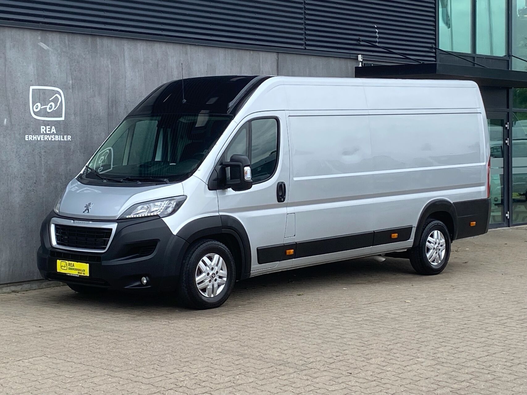 Billede af Peugeot Boxer 435 L4H2 2,0 BlueHDi Ultimate Pro 163HK Van 6g