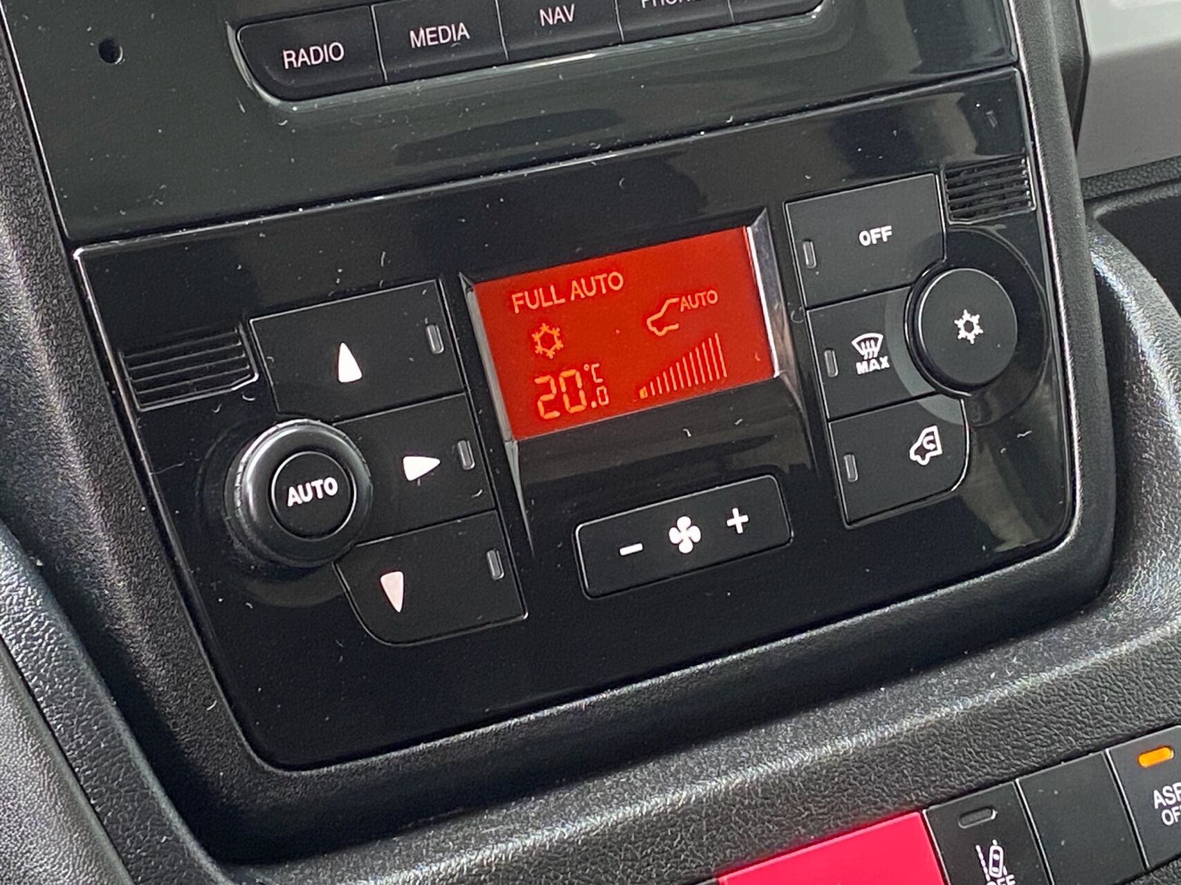 Billede af Peugeot Boxer 435 L4H2 2,0 BlueHDi Ultimate Pro 163HK Van 6g