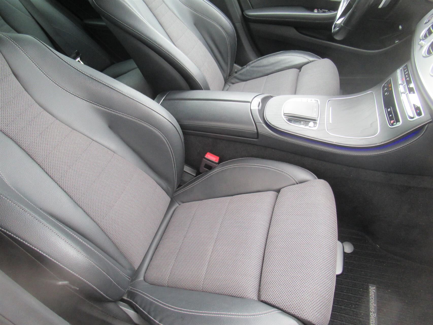 Billede af Mercedes-Benz E300 de 2,0 Plugin-hybrid 9G-Tronic 306HK 9g Aut.