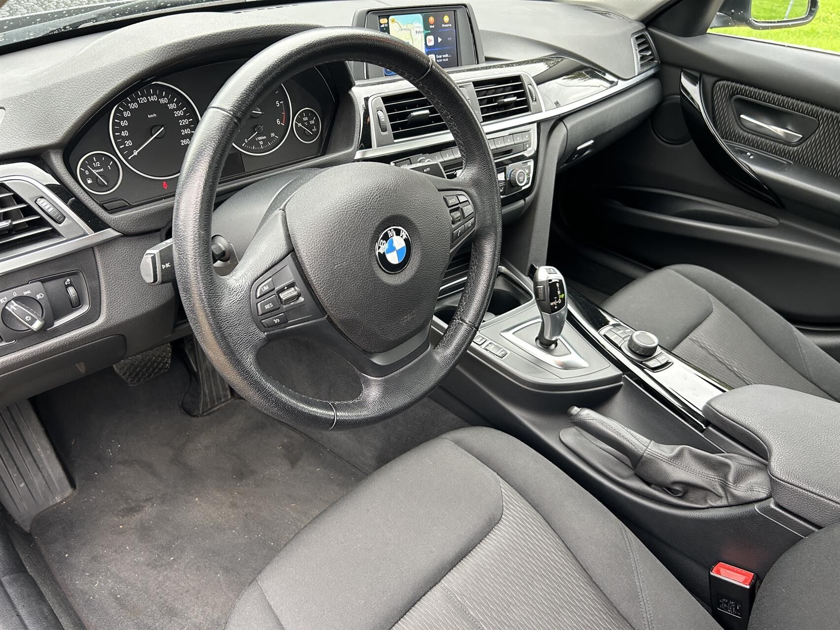 Billede af BMW 320d 2,0 D Connected 190HK 8g Aut.