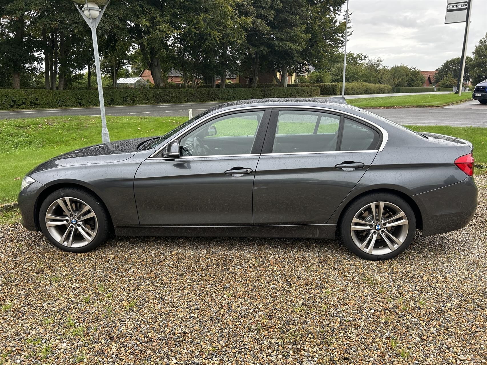 Billede af BMW 320d 2,0 D Connected 190HK 8g Aut.