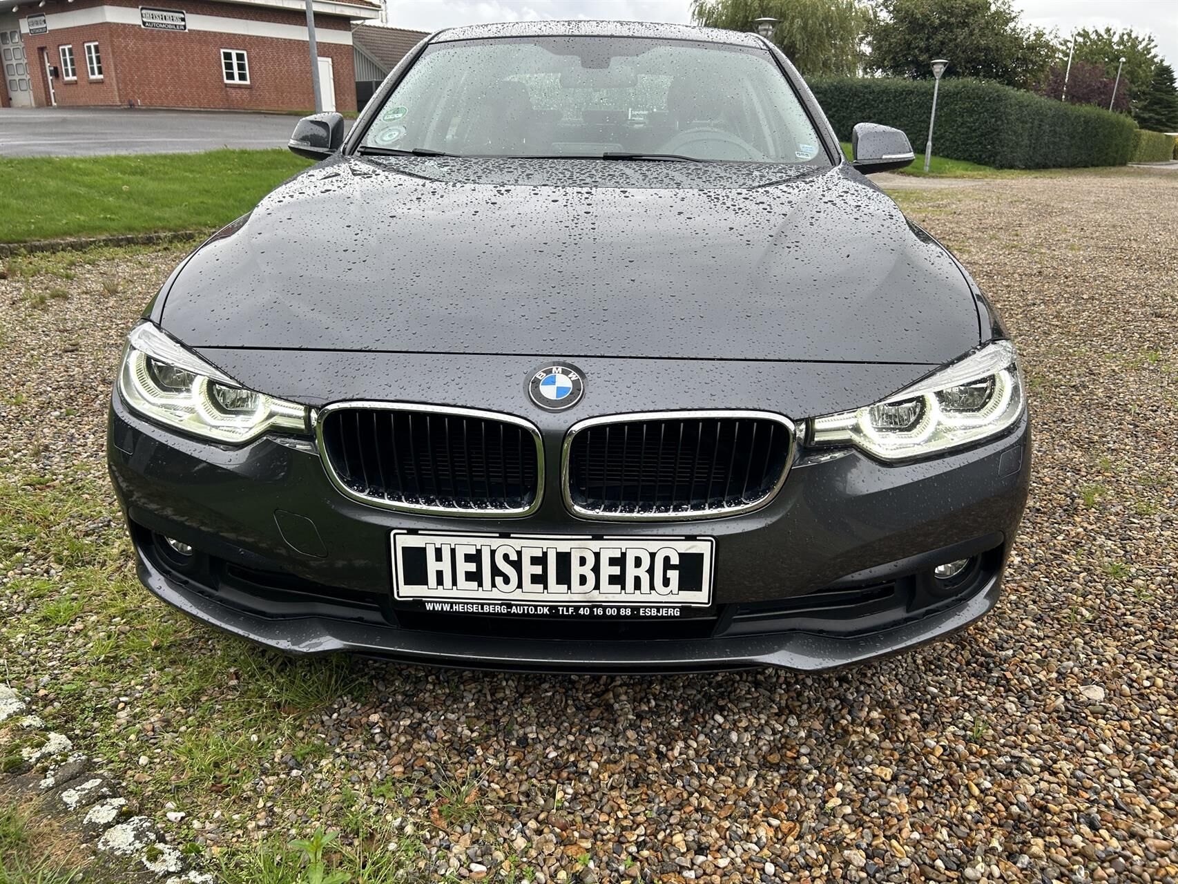 Billede af BMW 320d 2,0 D Connected 190HK 8g Aut.