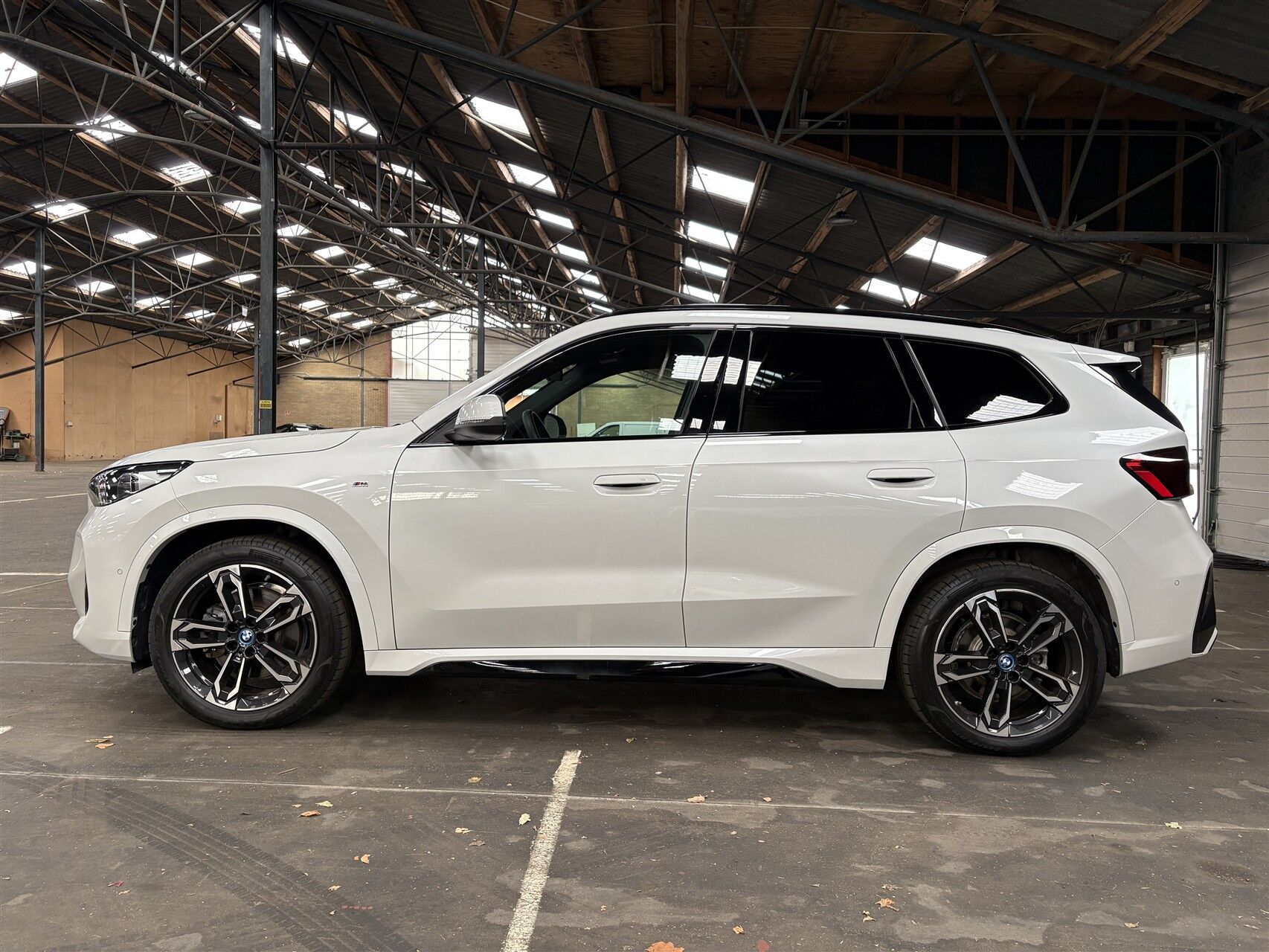 Billede af BMW iX1 xDrive30 EL M-Sport 4x4 313HK 5d Aut.