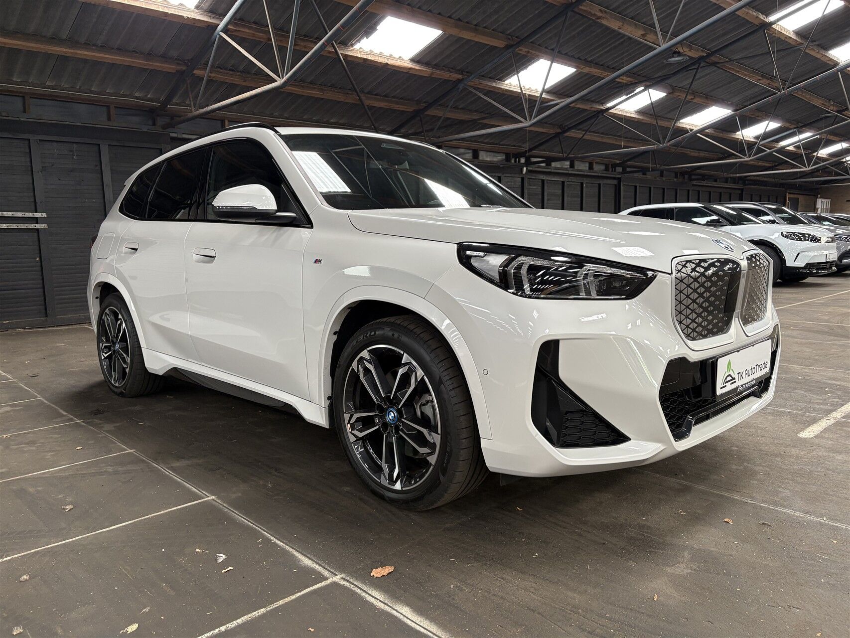 Billede af BMW iX1 xDrive30 EL M-Sport 4x4 313HK 5d Aut.