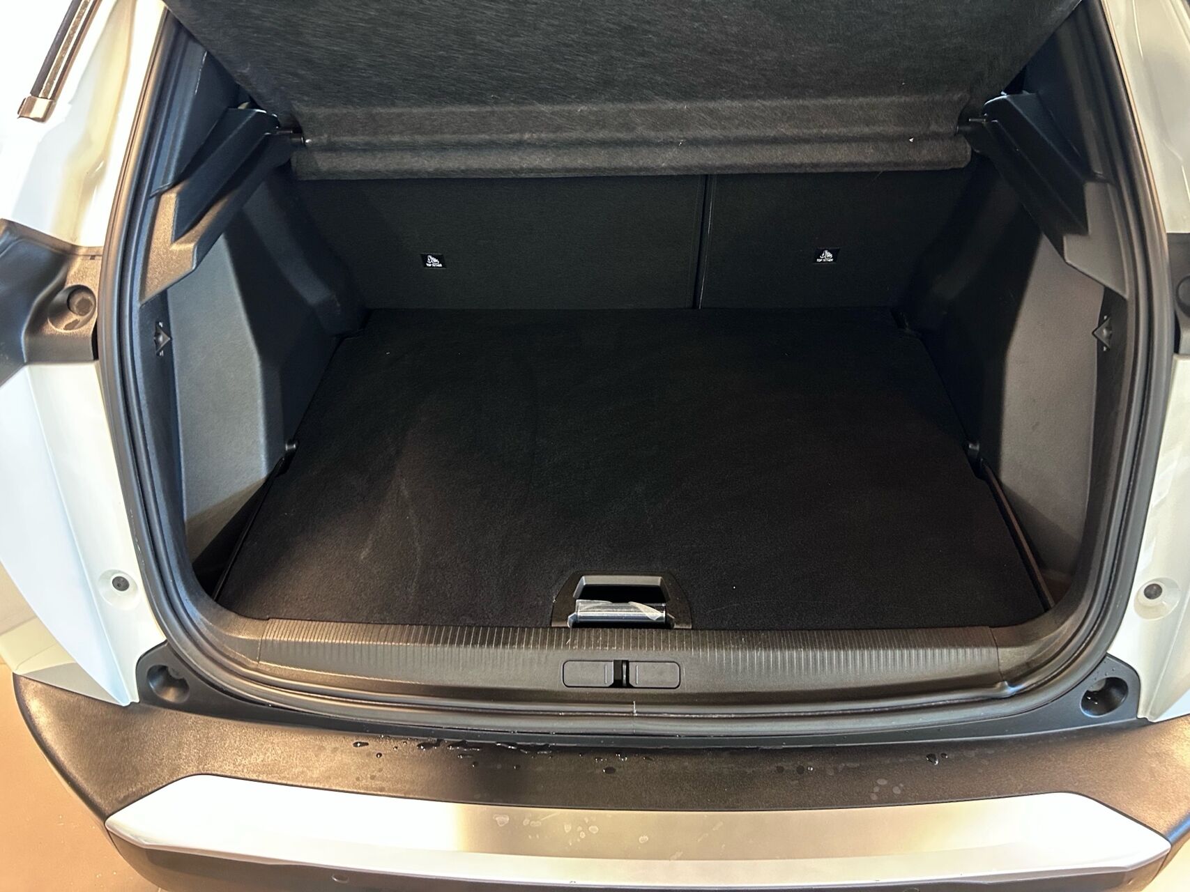 Billede af Peugeot e-2008 EL GT Pack 136HK 5d Aut.