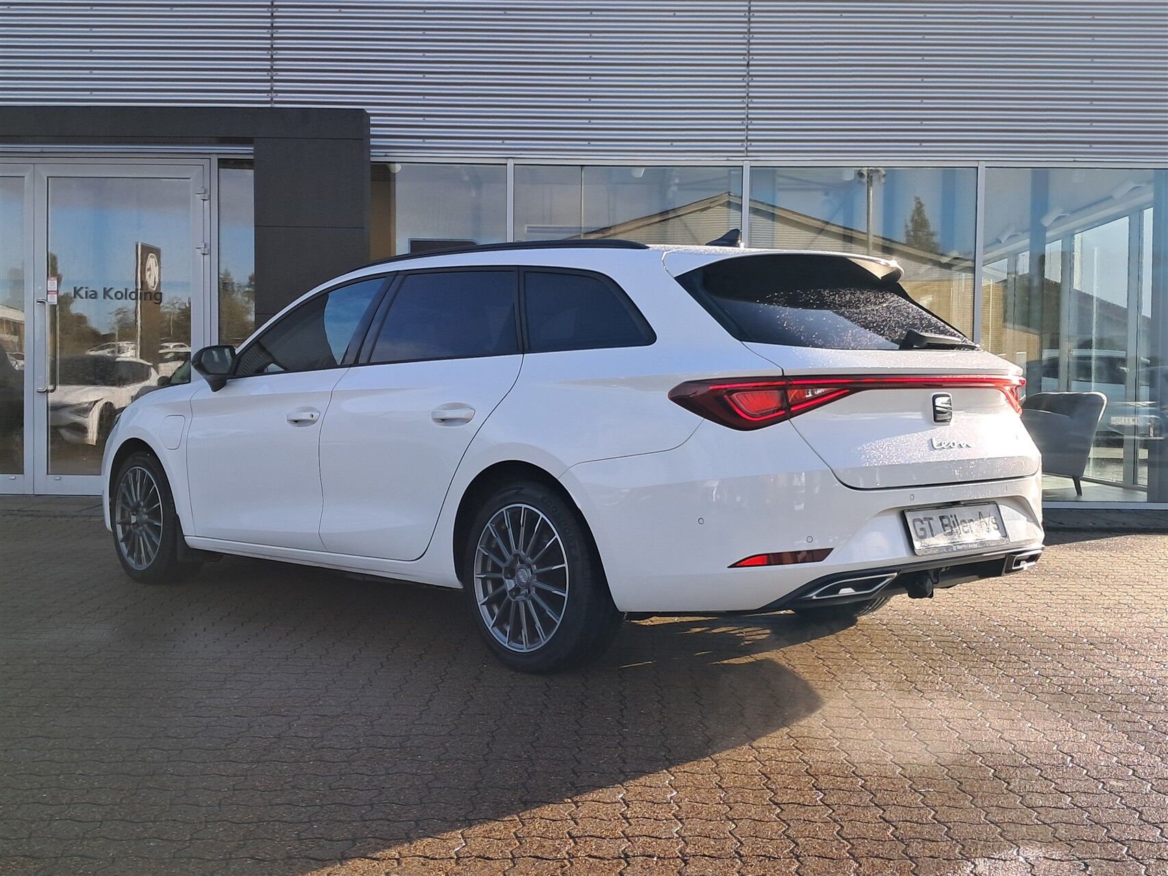 Billede af Seat Leon Sportstourer 1,4 e-Hybrid FR DSG 204HK Stc 6g Aut.
