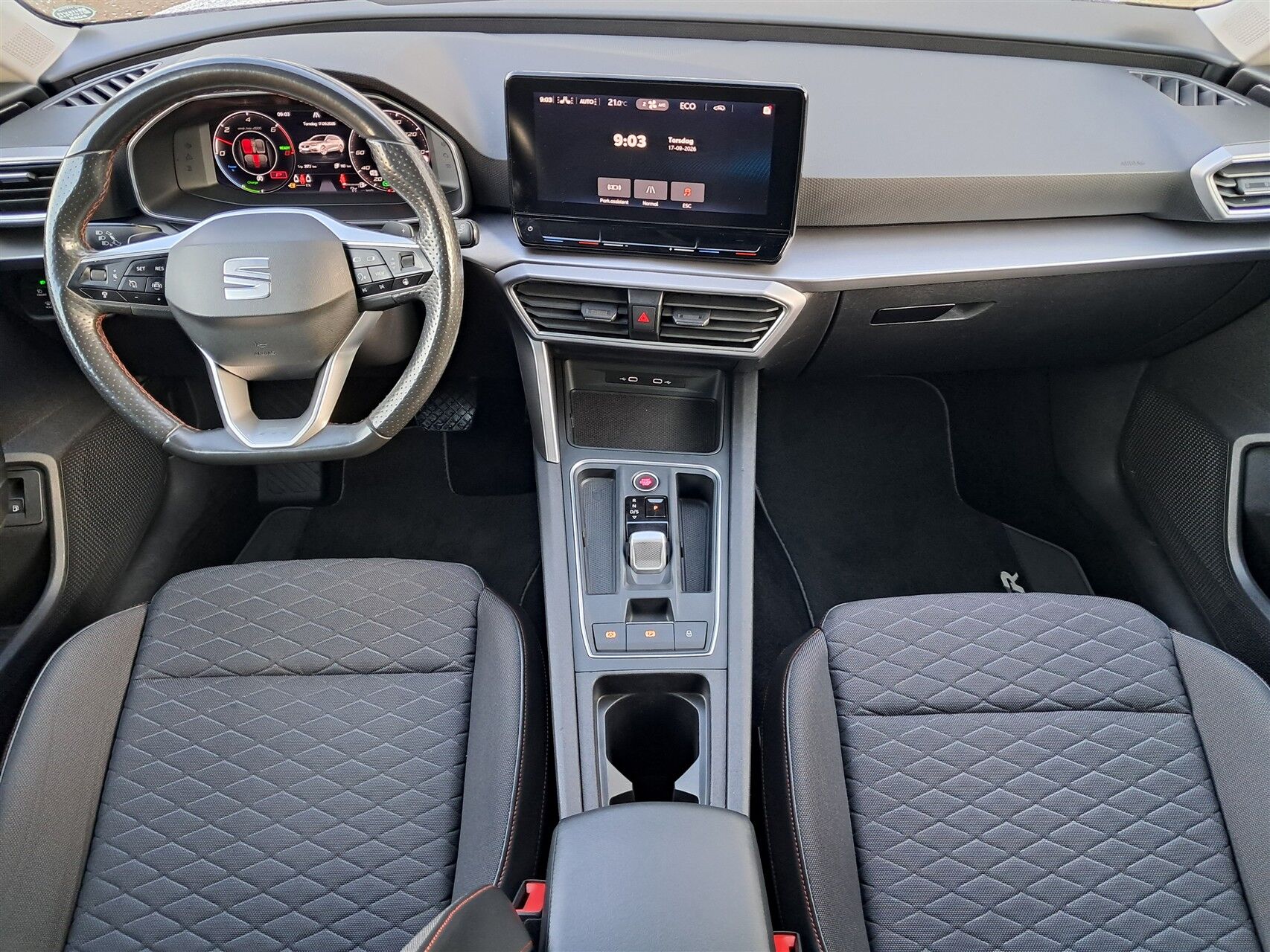 Billede af Seat Leon Sportstourer 1,4 e-Hybrid FR DSG 204HK Stc 6g Aut.