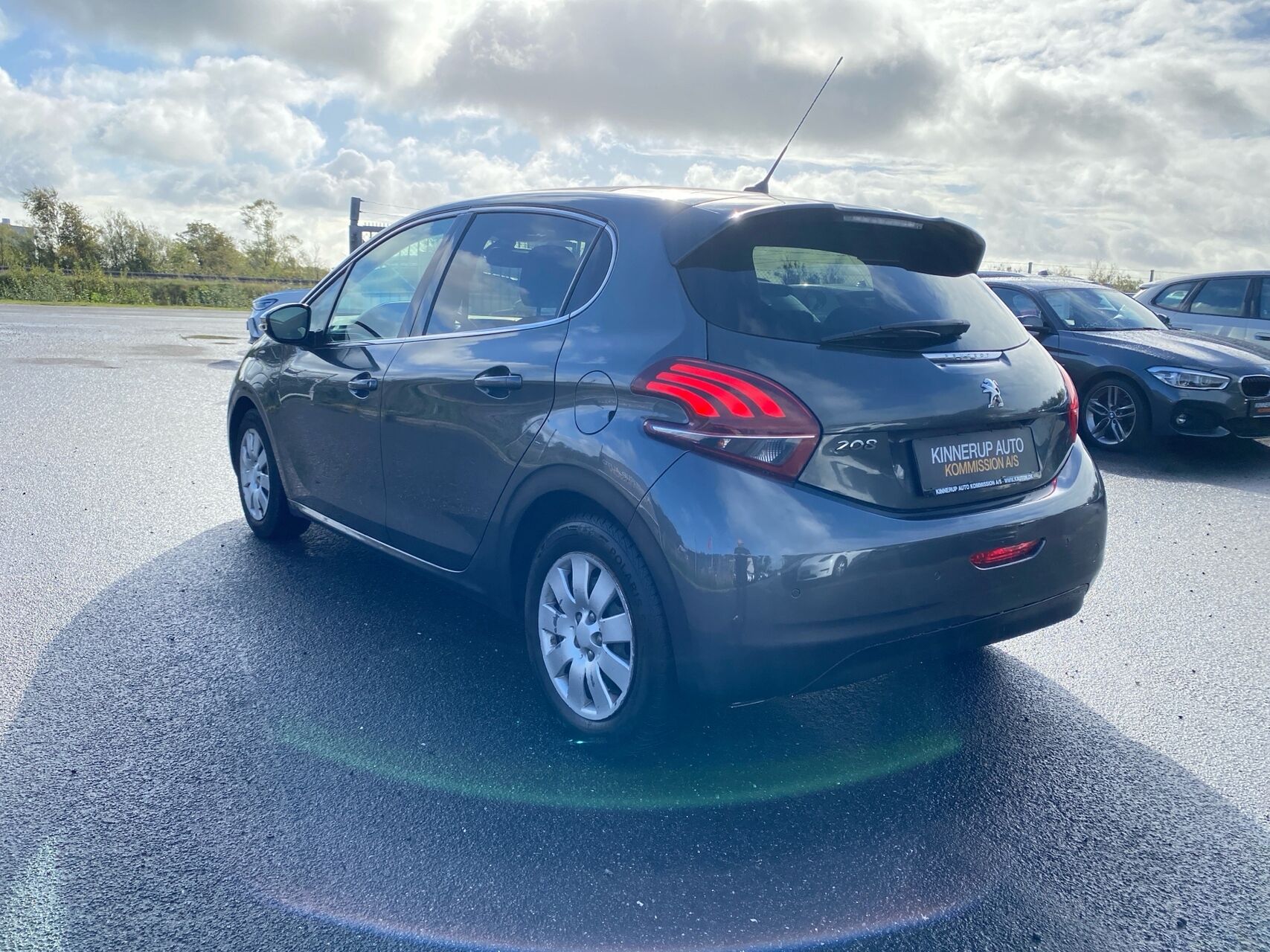 Billede af Peugeot 208 1,6 BlueHDi Desire Sky 100HK 5d