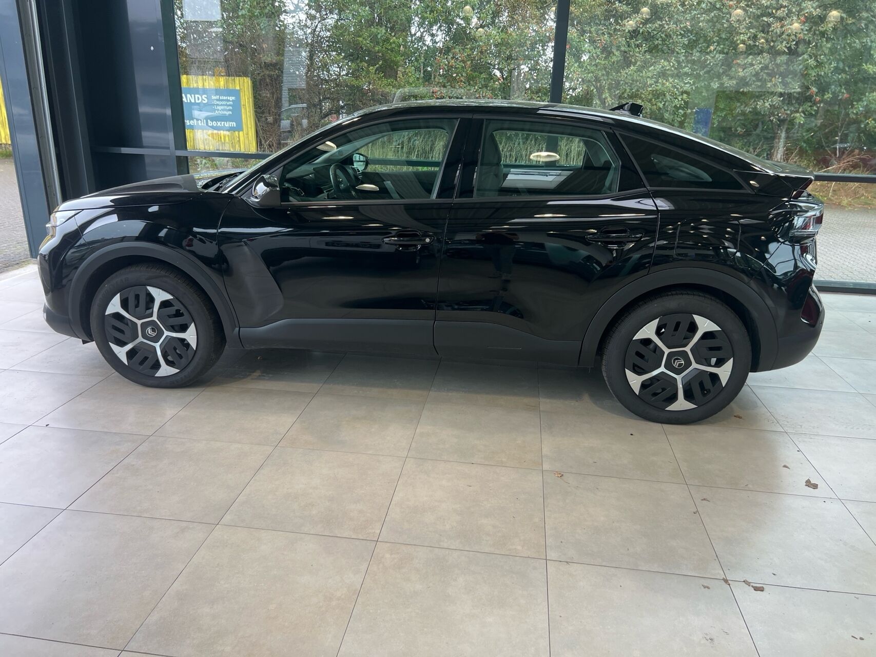 Billede af Citroën e-C4 EL You! 136HK 5d Aut.