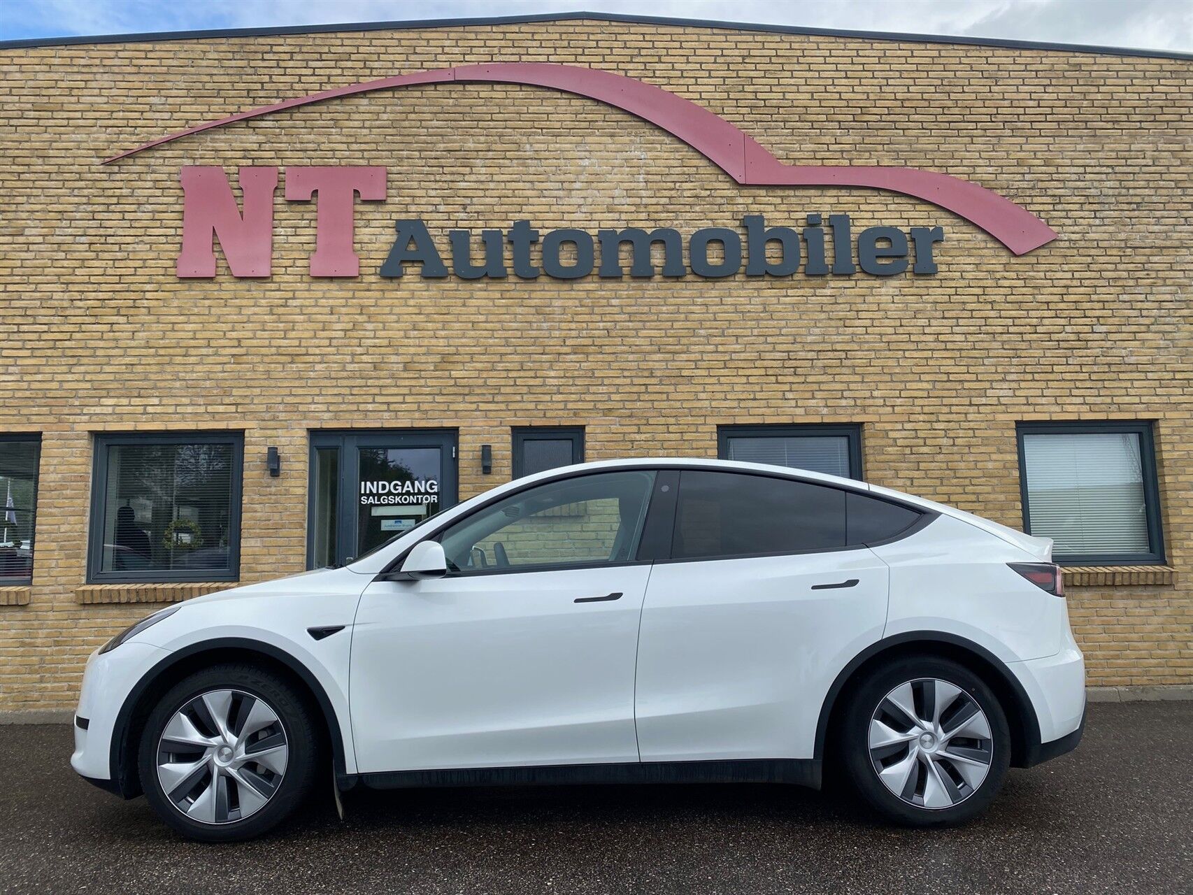 Billede af Tesla Model Y EL RWD 299HK 5d Aut.
