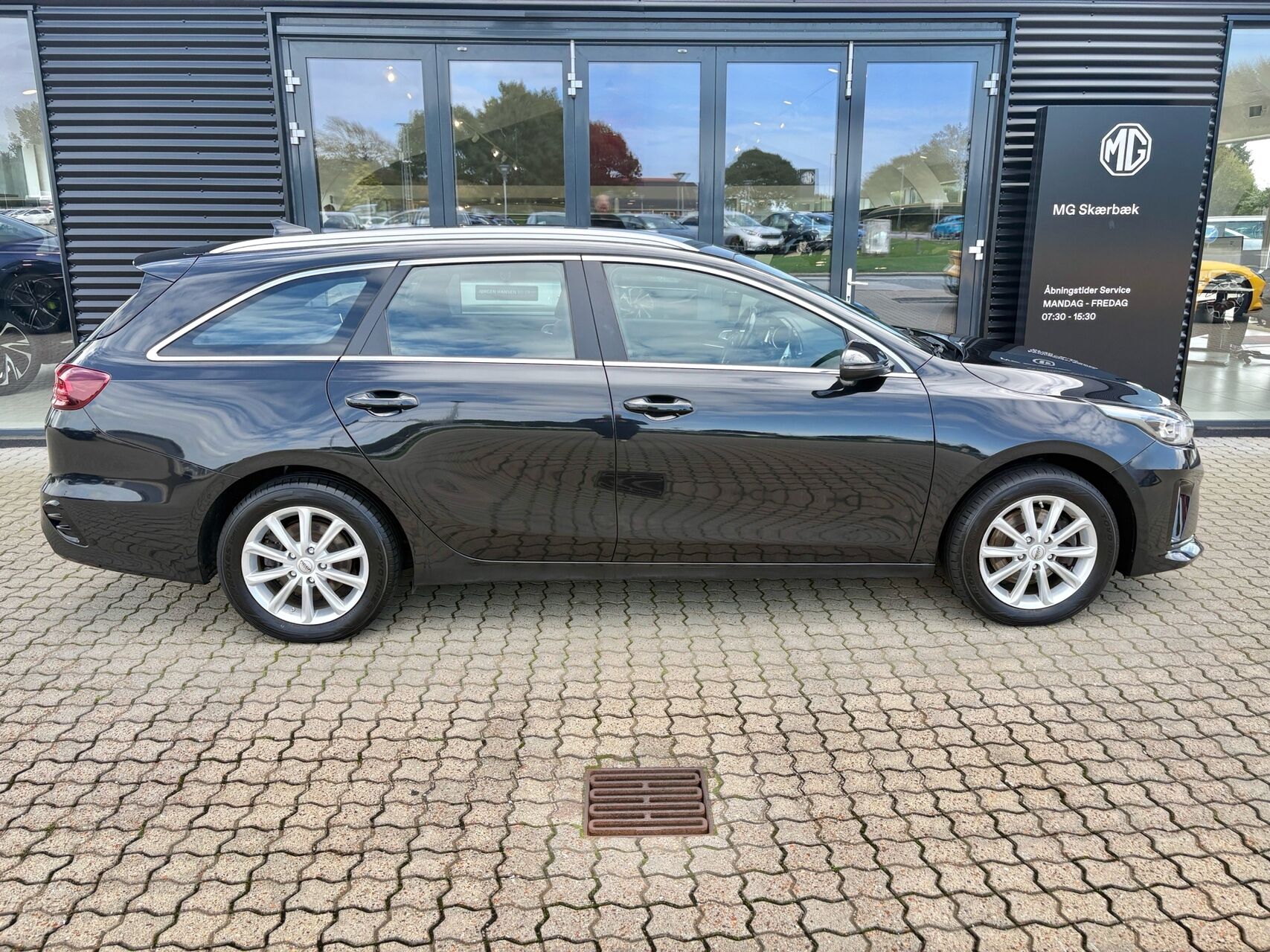 Billede af Kia Ceed SW 1,6 GDI PHEV  Plugin-hybrid Upgrade m/Plus DCT 141HK Stc 6g Aut.