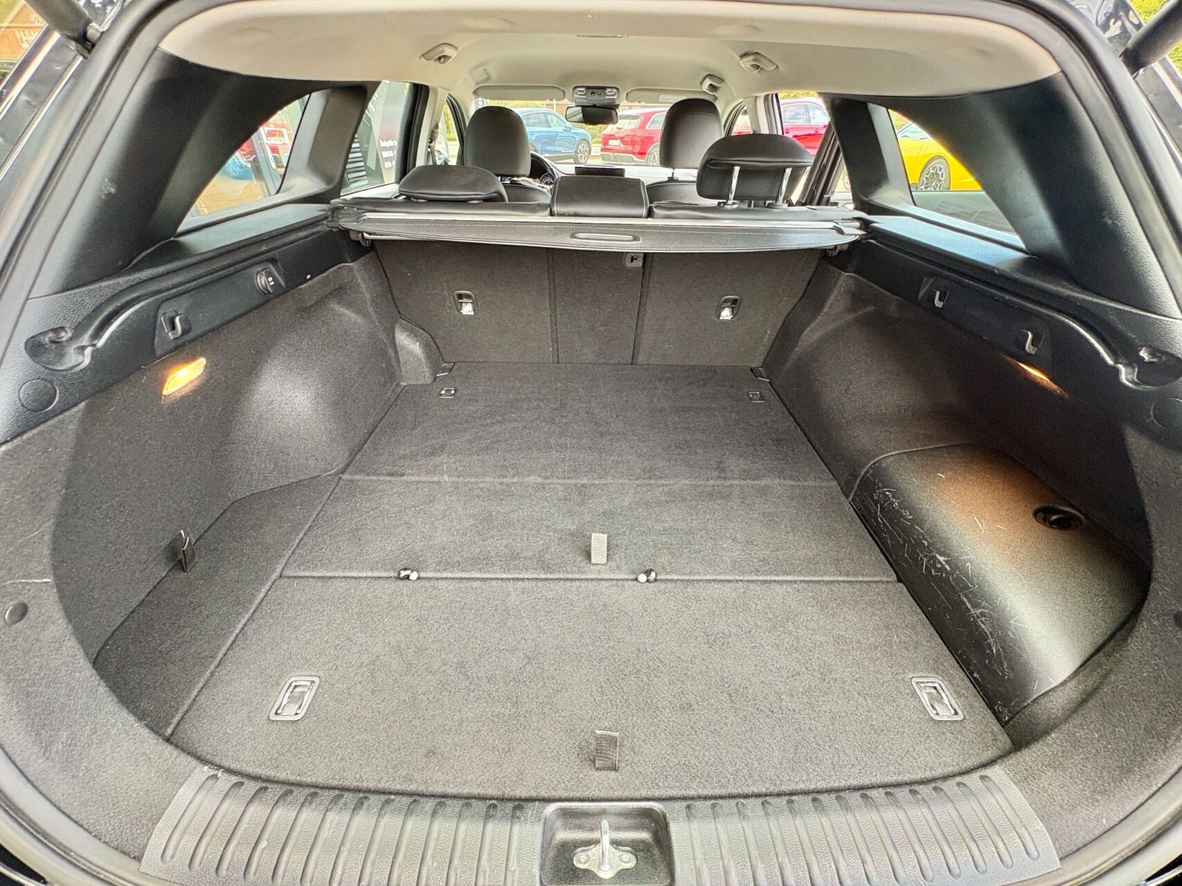 Billede af Kia Ceed SW 1,6 GDI PHEV  Plugin-hybrid Upgrade m/Plus DCT 141HK Stc 6g Aut.