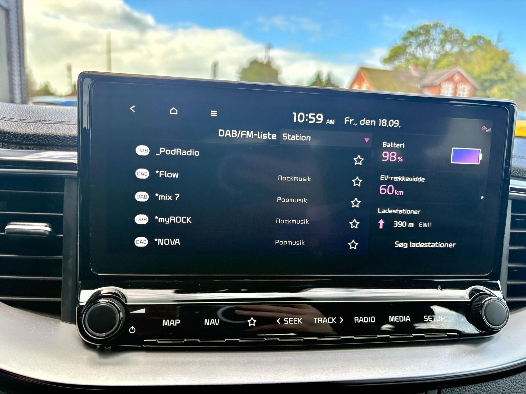 Billede af Kia Ceed SW 1,6 GDI PHEV  Plugin-hybrid Upgrade m/Plus DCT 141HK Stc 6g Aut.