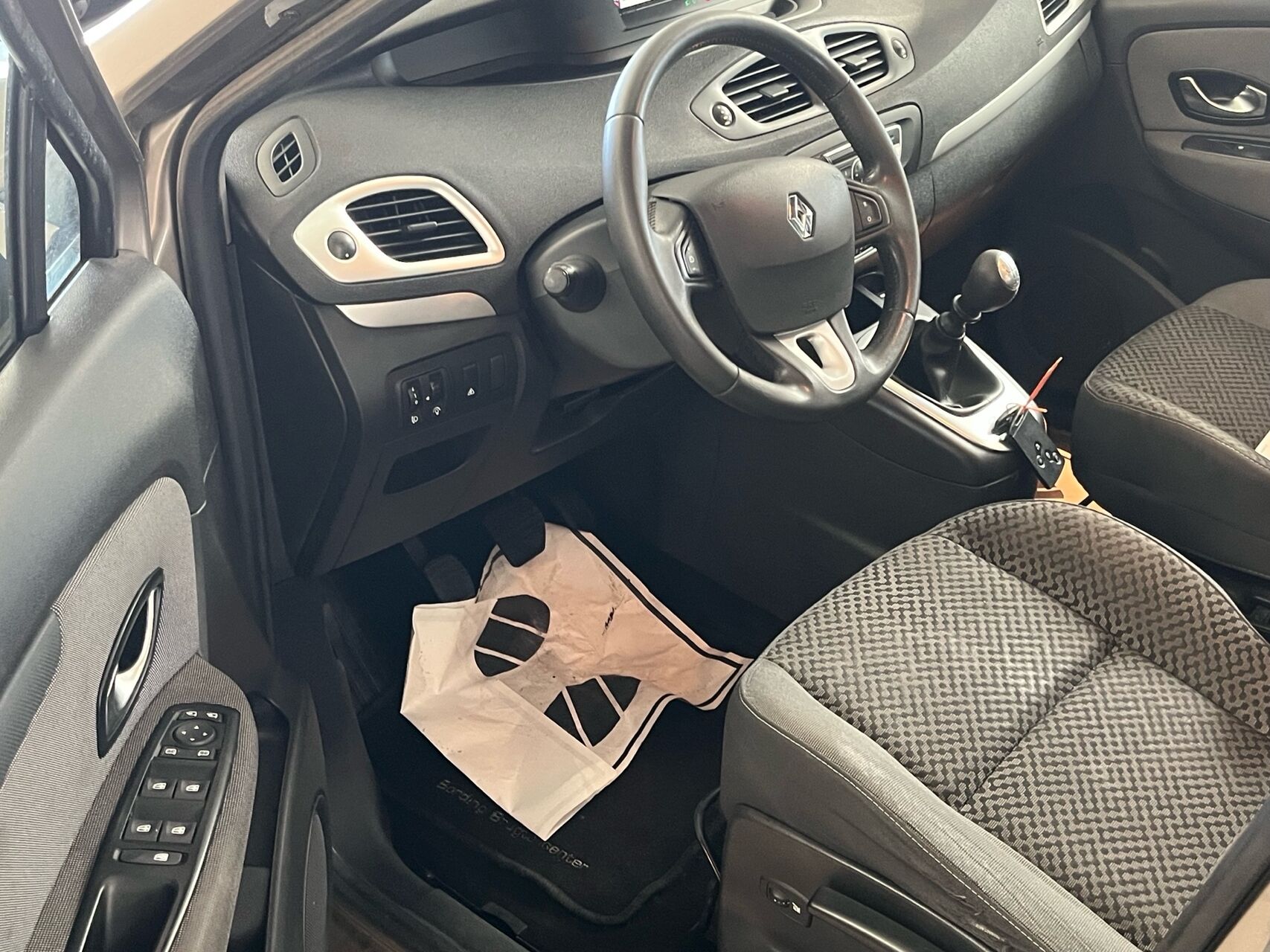 Billede af Renault Grand Scénic 7 pers. 1,6 16V Authentique 110HK 6g