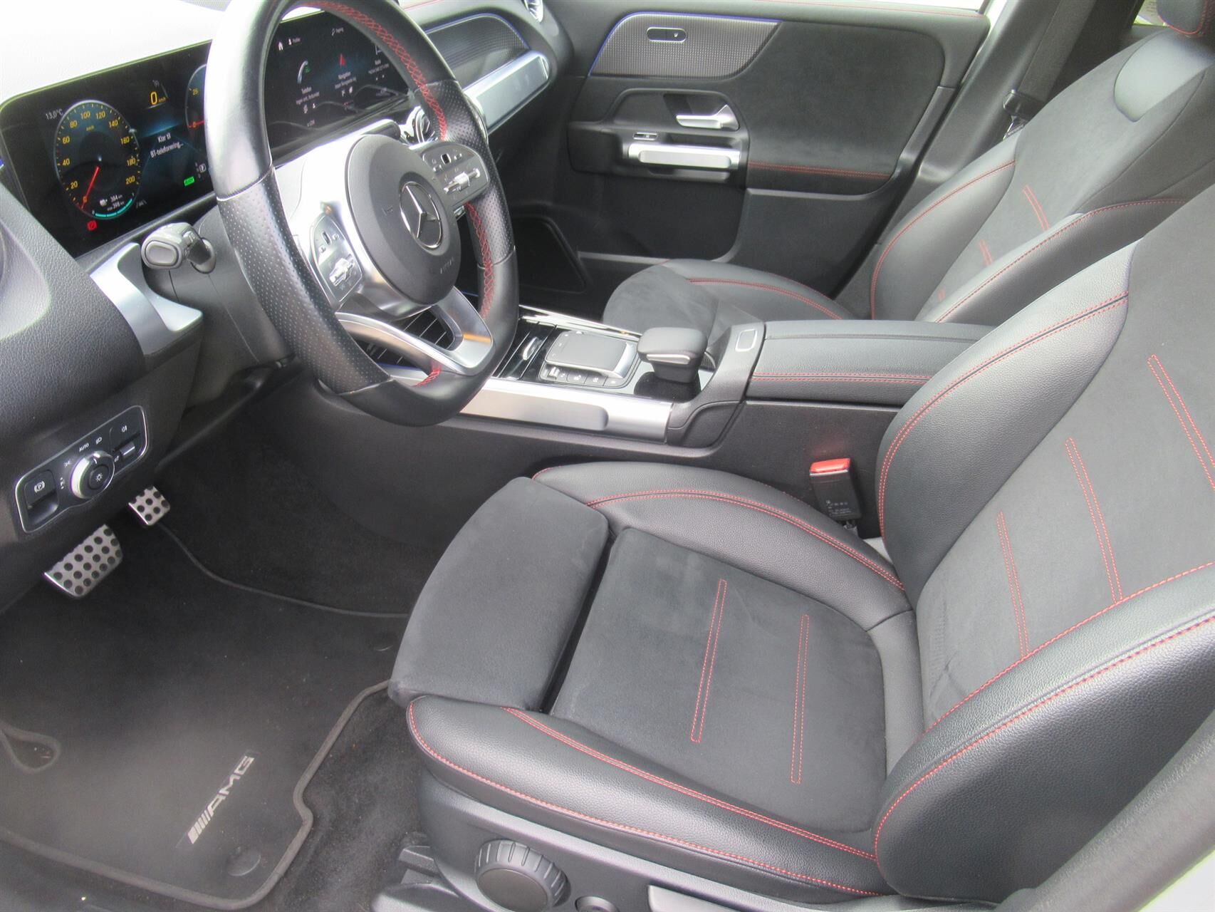 Billede af Mercedes-Benz EQB 300 EL AMG Line 4Matic 228HK 5d Aut.