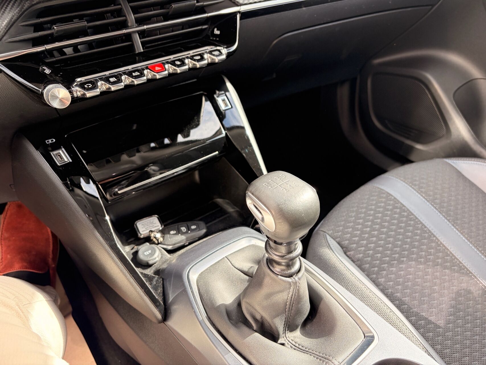Billede af Peugeot 2008 1,5 BlueHDi Edition 210+ 100HK 5d 6g