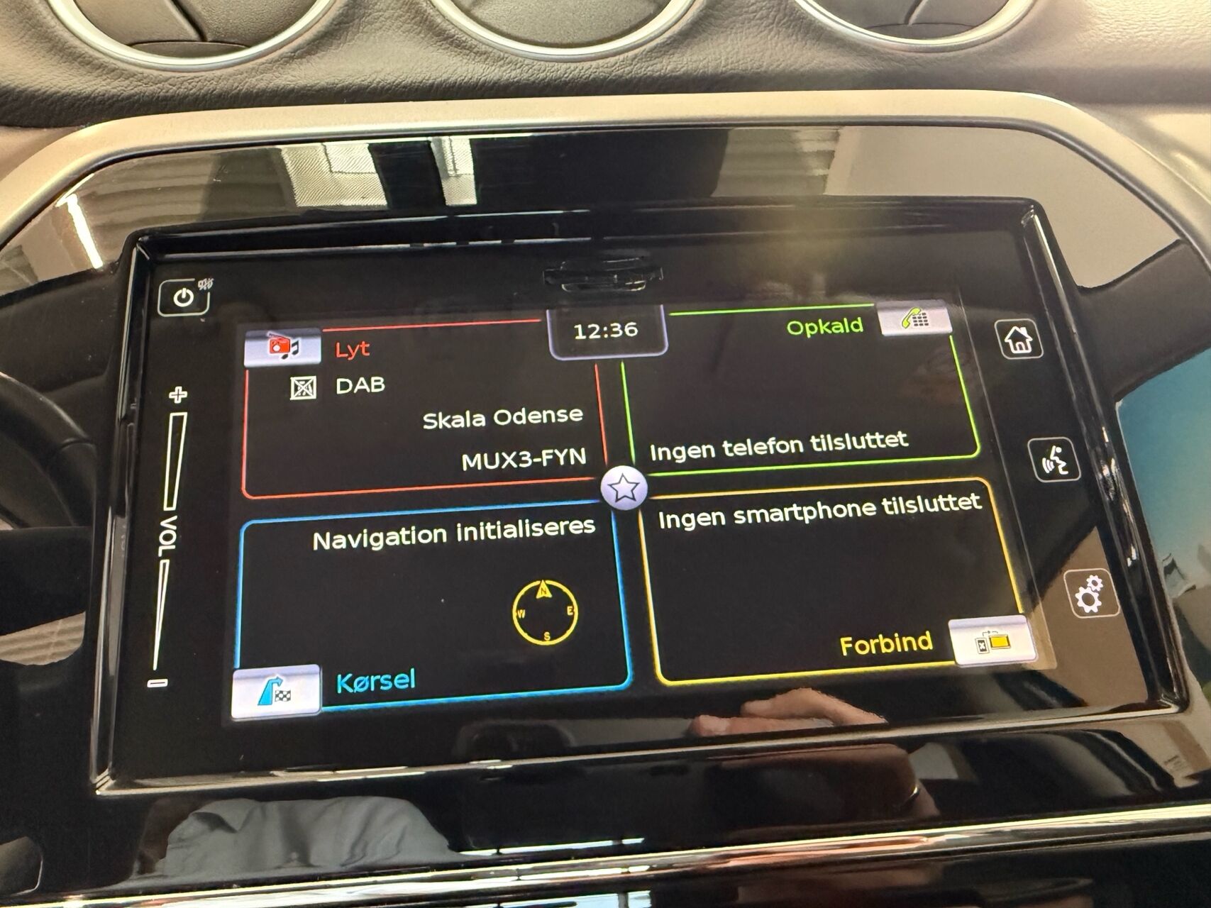 Billede af Suzuki Vitara 1,5 Hybrid Active AGS 102HK 5d 6g Aut.