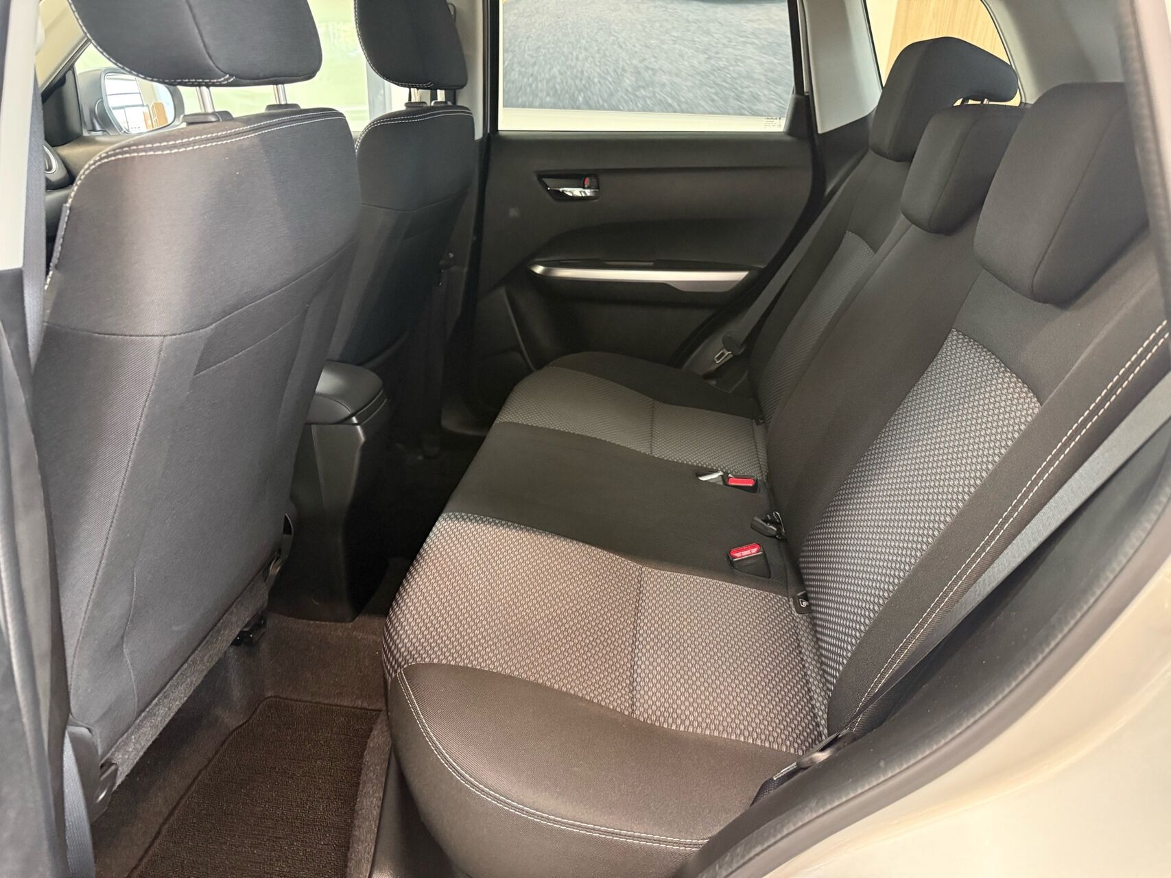 Billede af Suzuki Vitara 1,5 Hybrid Active AGS 102HK 5d 6g Aut.