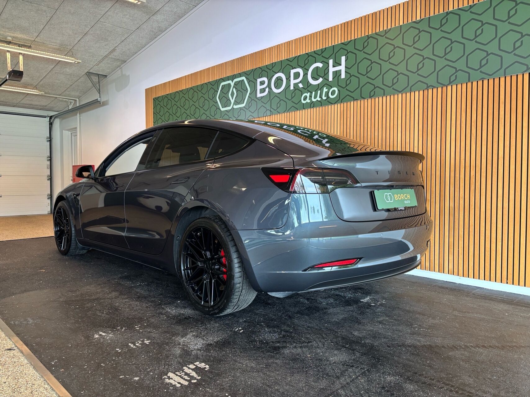 Billede af Tesla Model 3 EL Standard Range 283HK Aut.