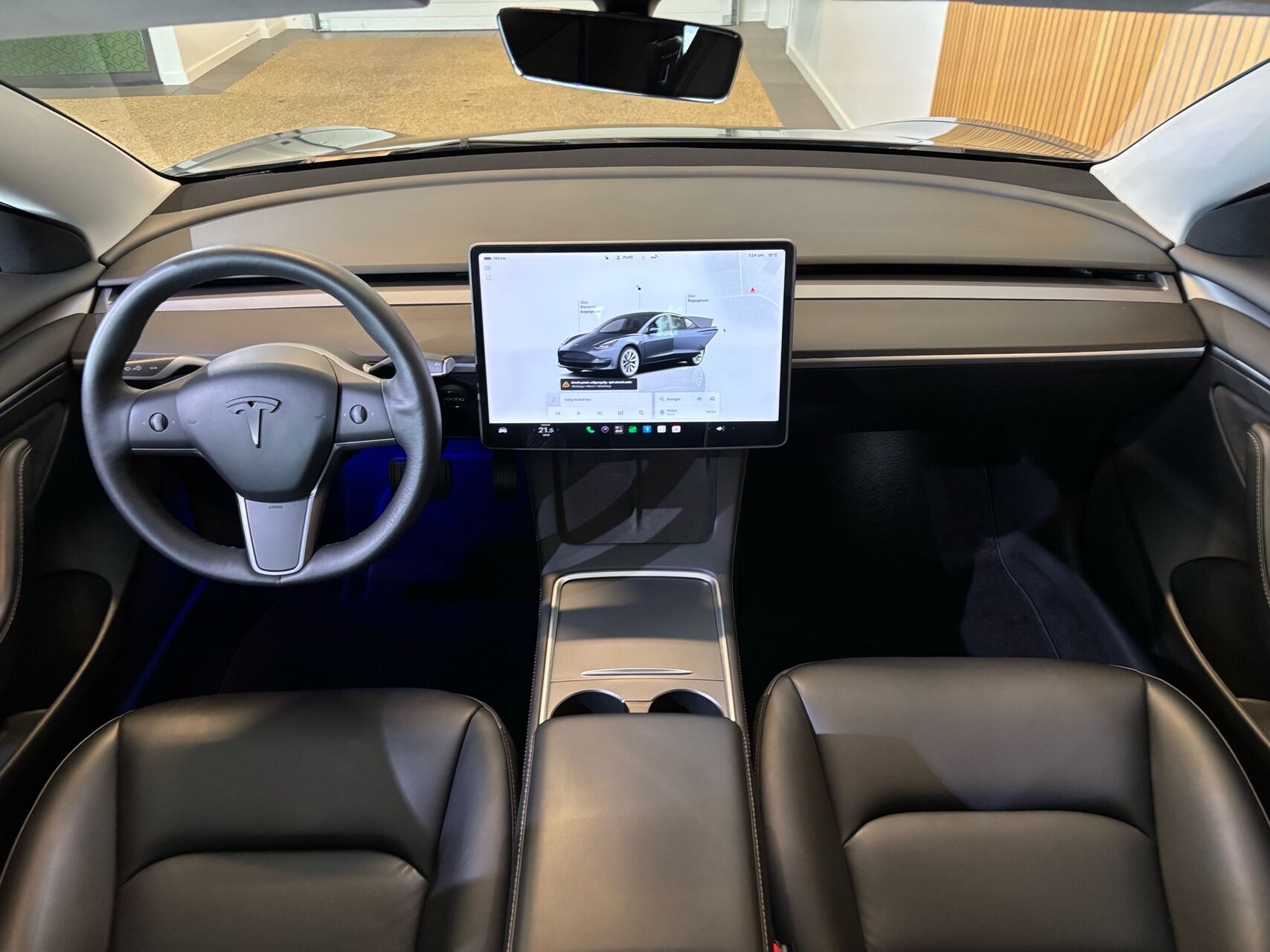 Billede af Tesla Model 3 EL Standard Range 283HK Aut.