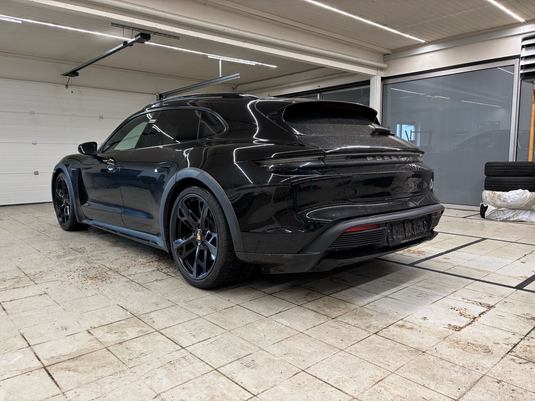 Billede af Porsche Taycan Sport Turismo EL 381HK Stc Aut.