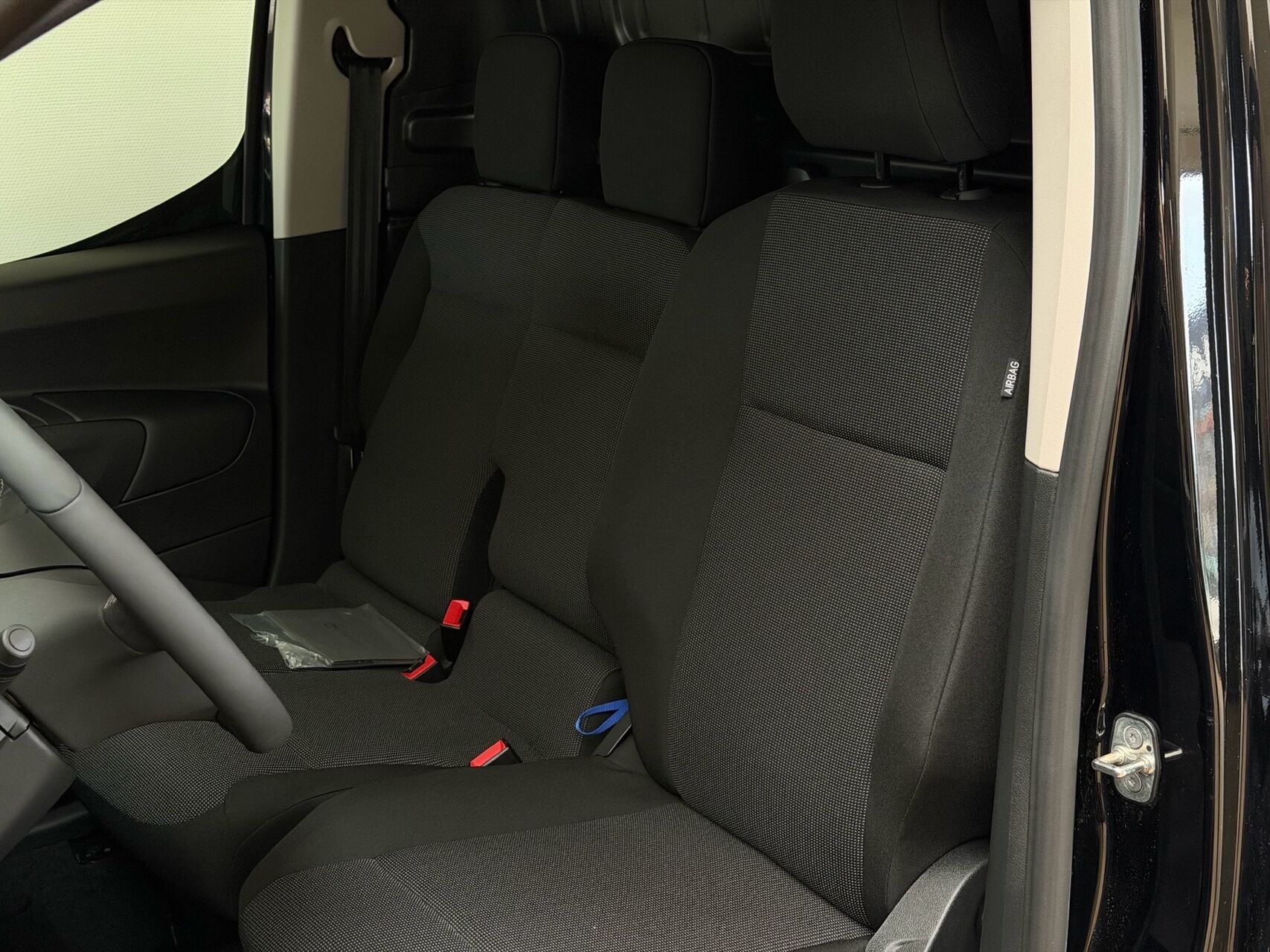 Billede af Opel Combo-e L1 EL Enjoy 136HK Van Aut.