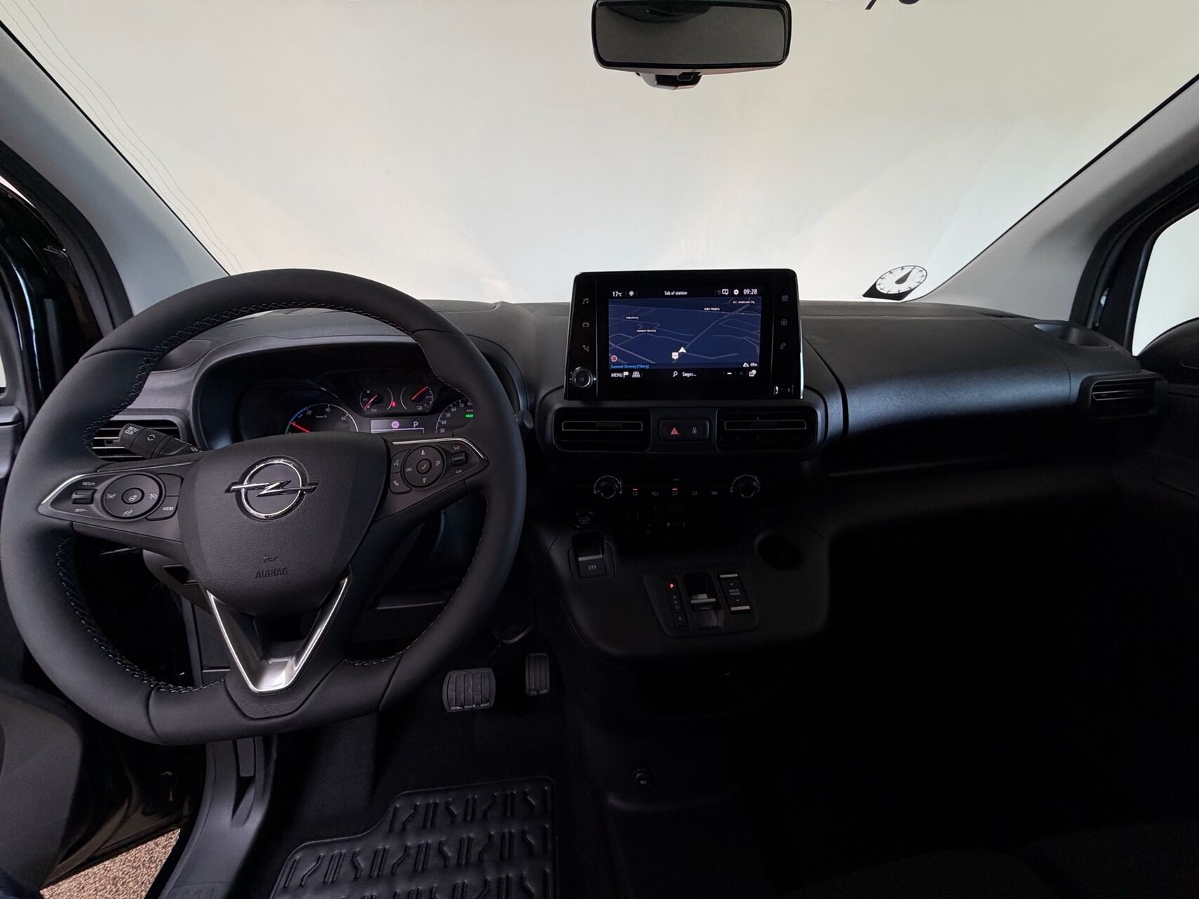 Billede af Opel Combo-e L1 EL Enjoy 136HK Van Aut.