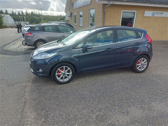 Ford Fiesta 1,6 TDCi Titanium 95HK 5d