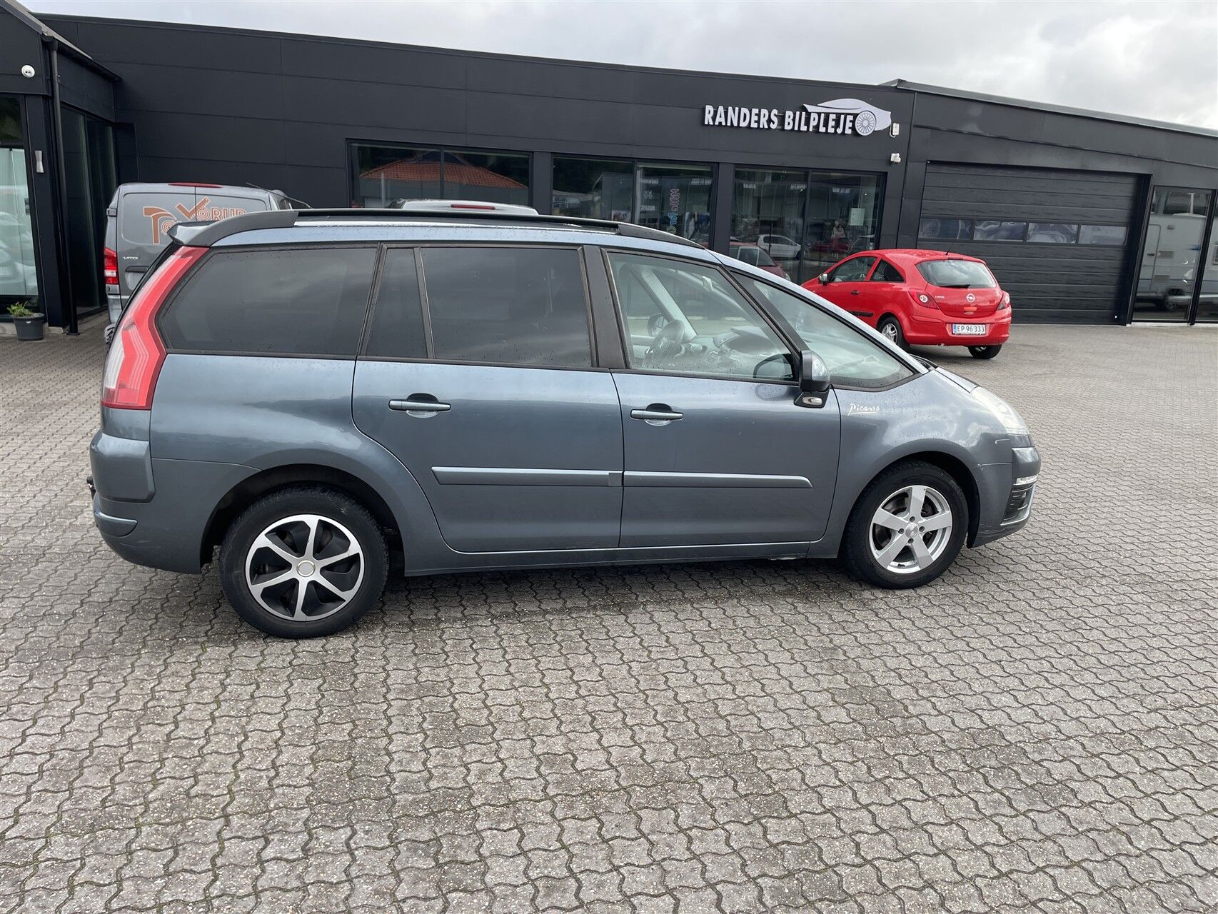 Billede af Citroën Grand C4 Picasso 1,6 HDI VTR Pack 110HK