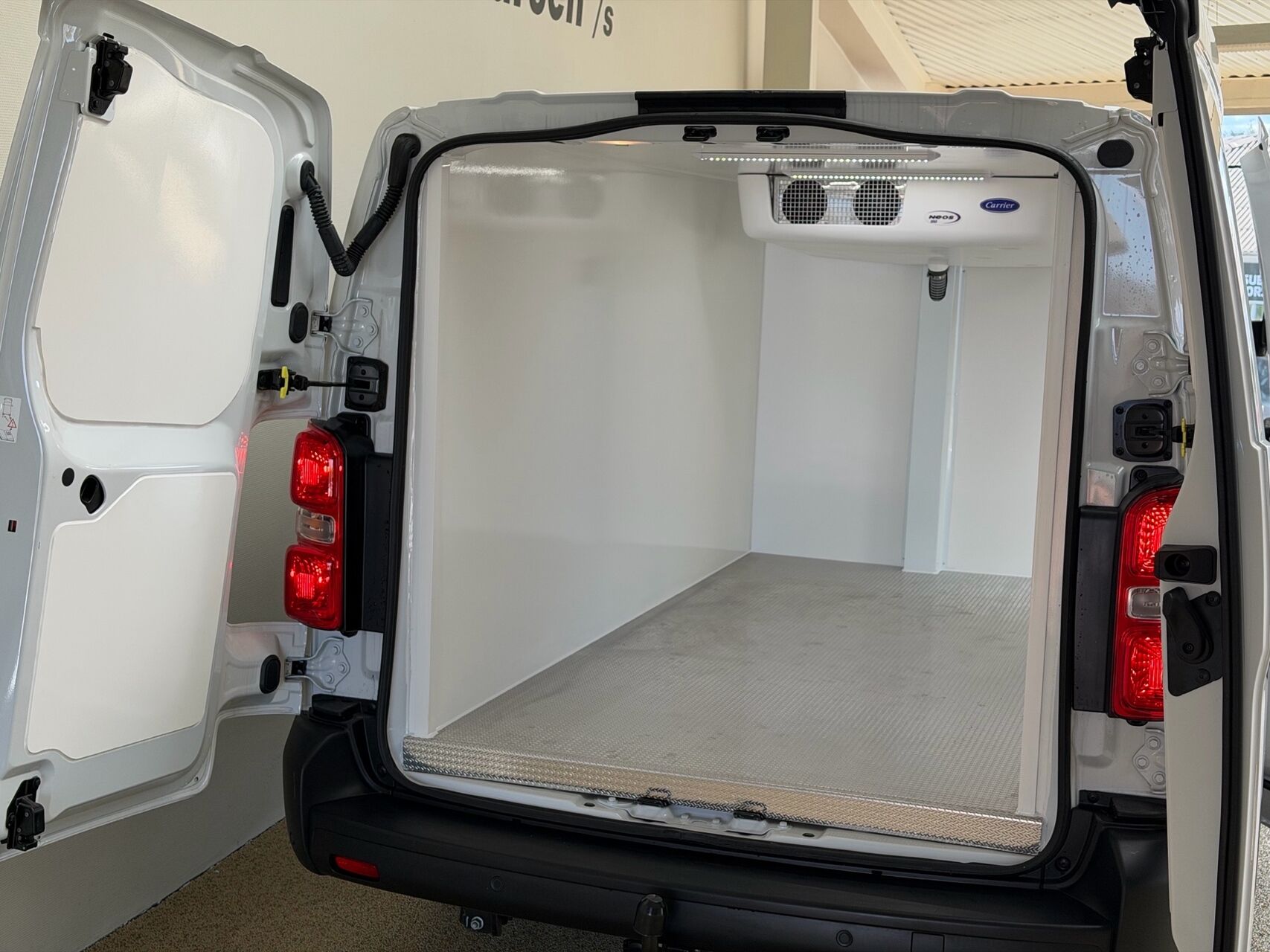 Billede af Opel Vivaro L2 2,2 BlueHDi Innovation 150HK Van 8g Aut.