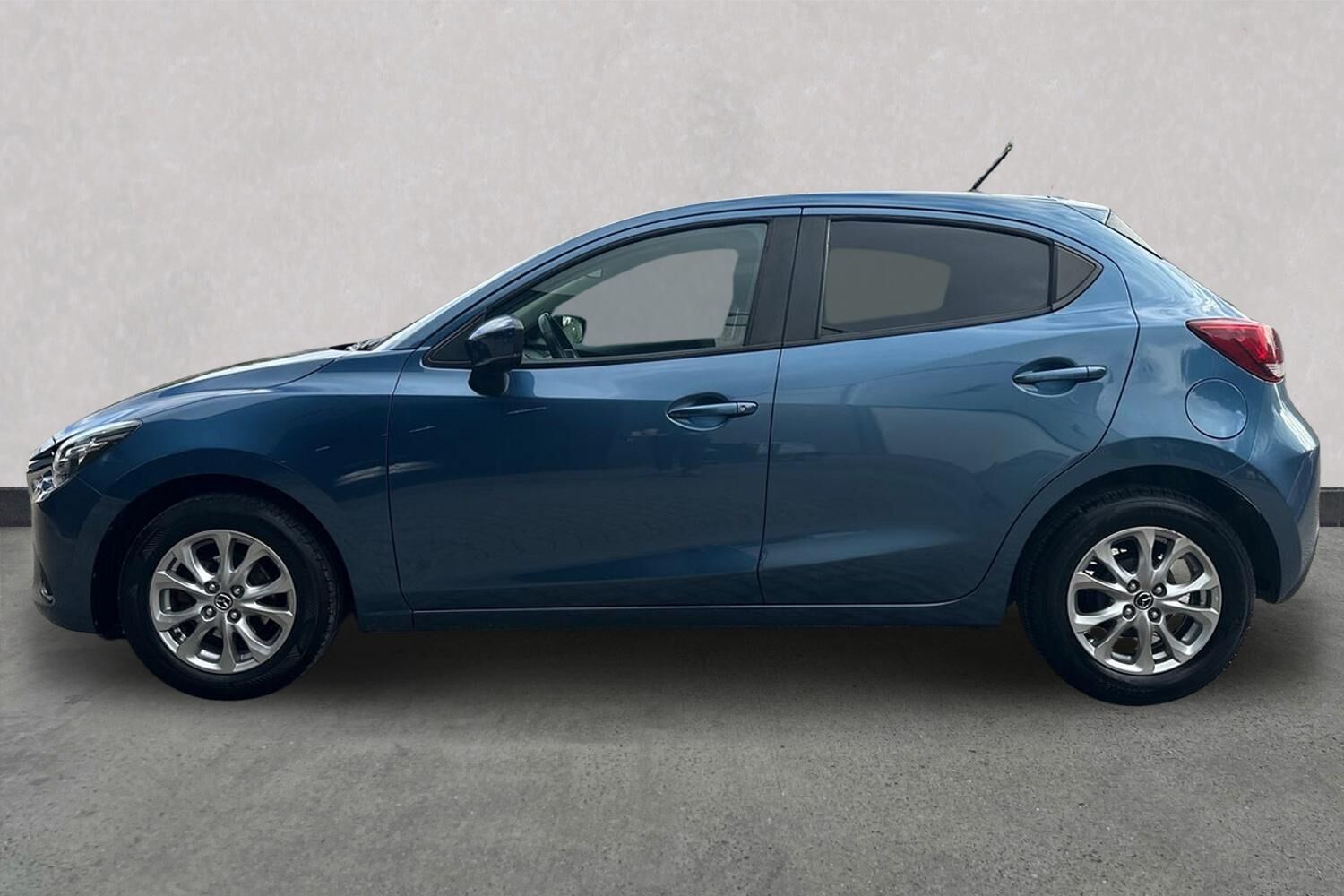 Billede af Mazda 2 1,5 Skyactiv-G Niseko 90HK 5d 6g Aut.