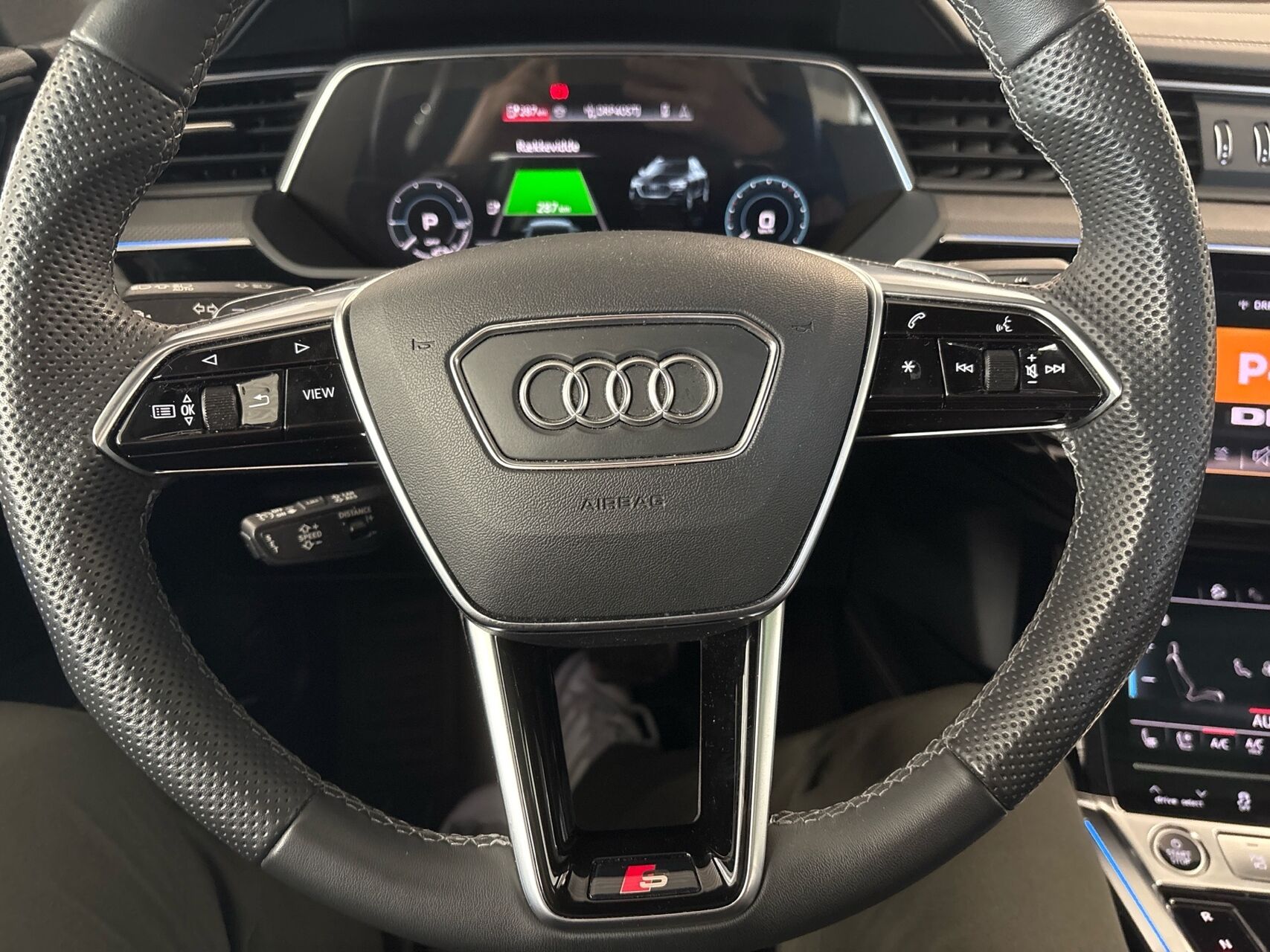 Billede af Audi Q8 Sportback 55 E-tron S Line Quattro 408HK 5d Aut.