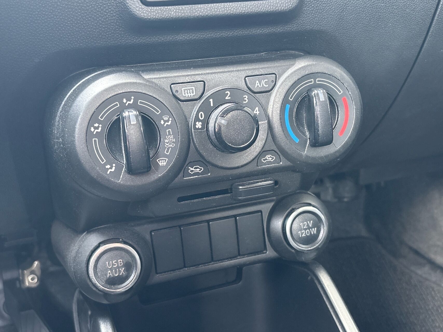 Billede af Suzuki Ignis 1,2 Dualjet  Mild hybrid Club 83HK 5d