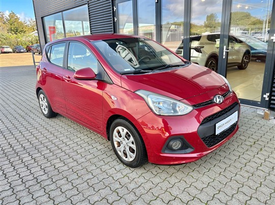 Hyundai i10 1,0 Go Air 66HK 5d