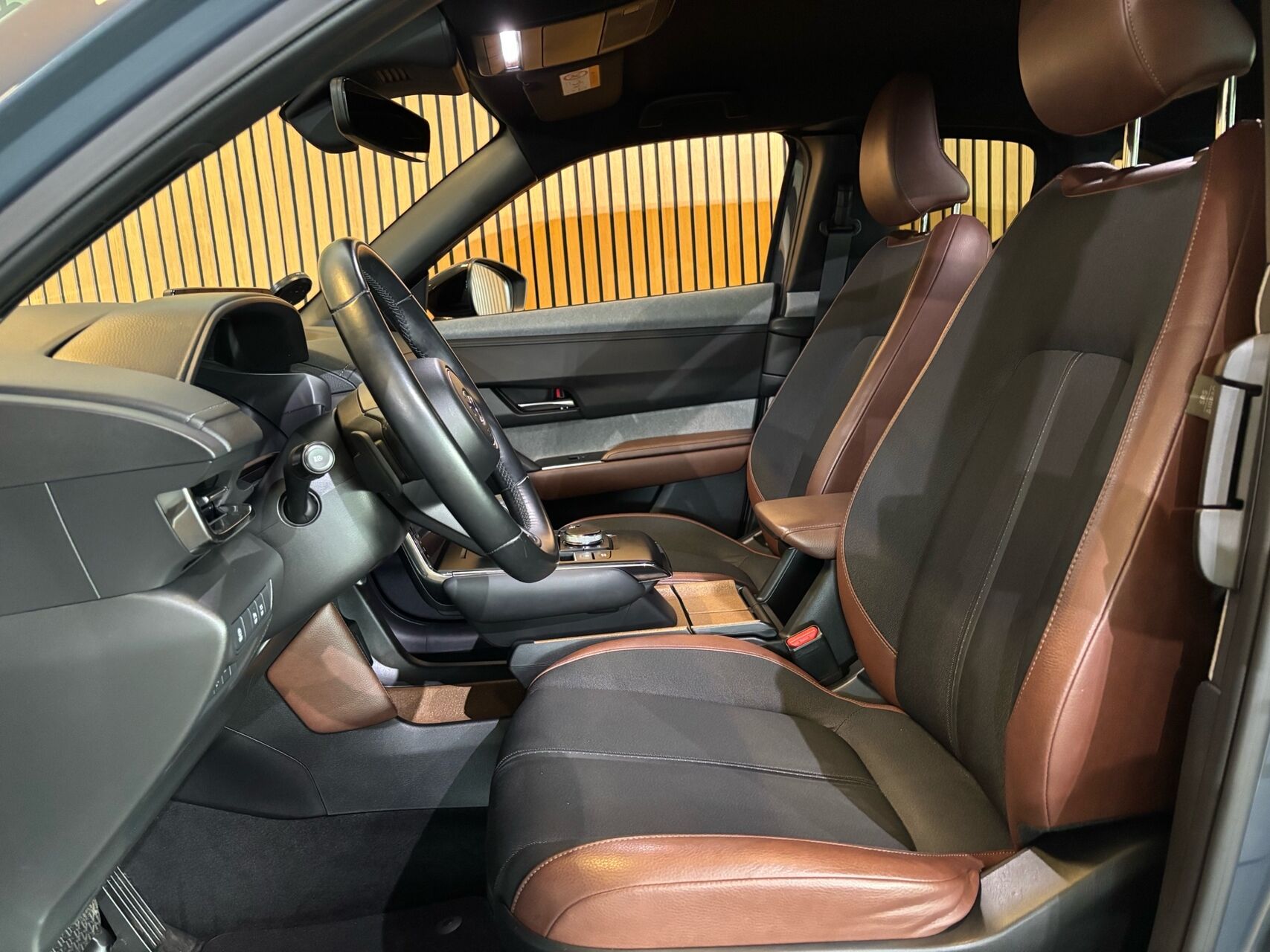 Billede af Mazda MX-30 e-Skyactiv Advantage 145HK 5d Aut.