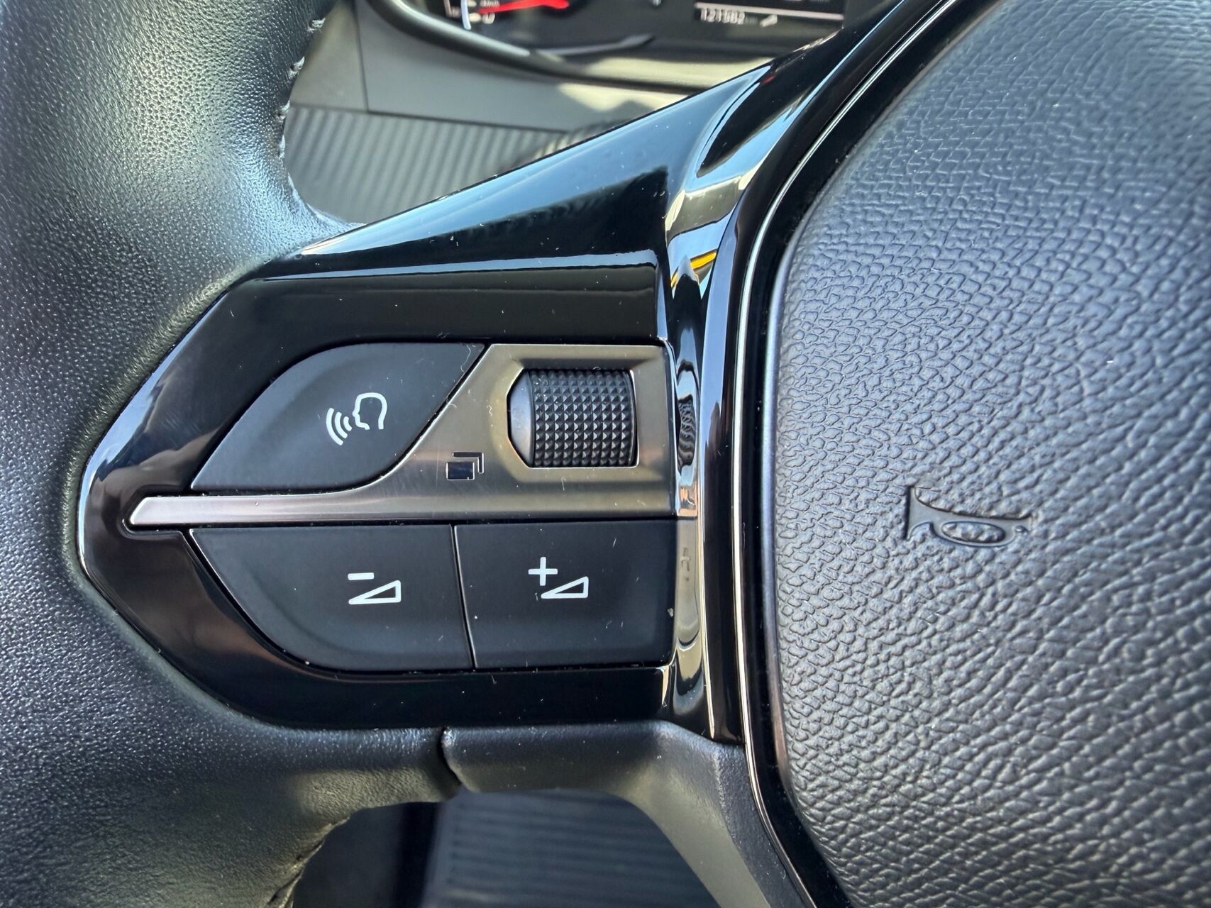 Billede af Peugeot 208 1,2 PureTech Prime 75HK 5d