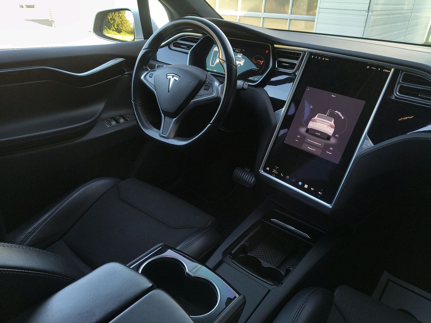 Billede af Tesla Model X 75D EL AWD 525HK 5d Aut.