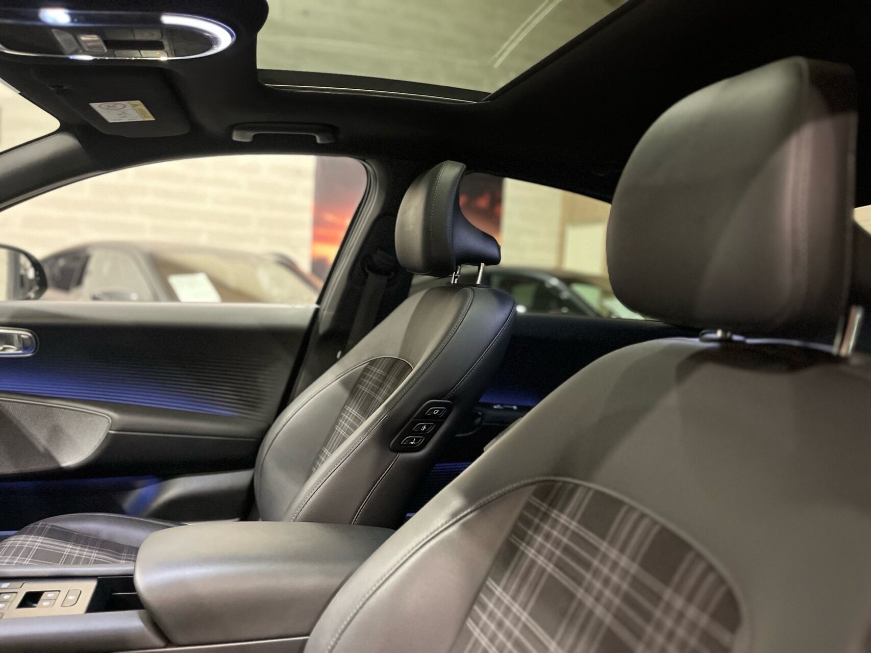 Billede af Hyundai Ioniq 6 Electric 77,4 kWh First Edition 4WD 325HK Aut. 
