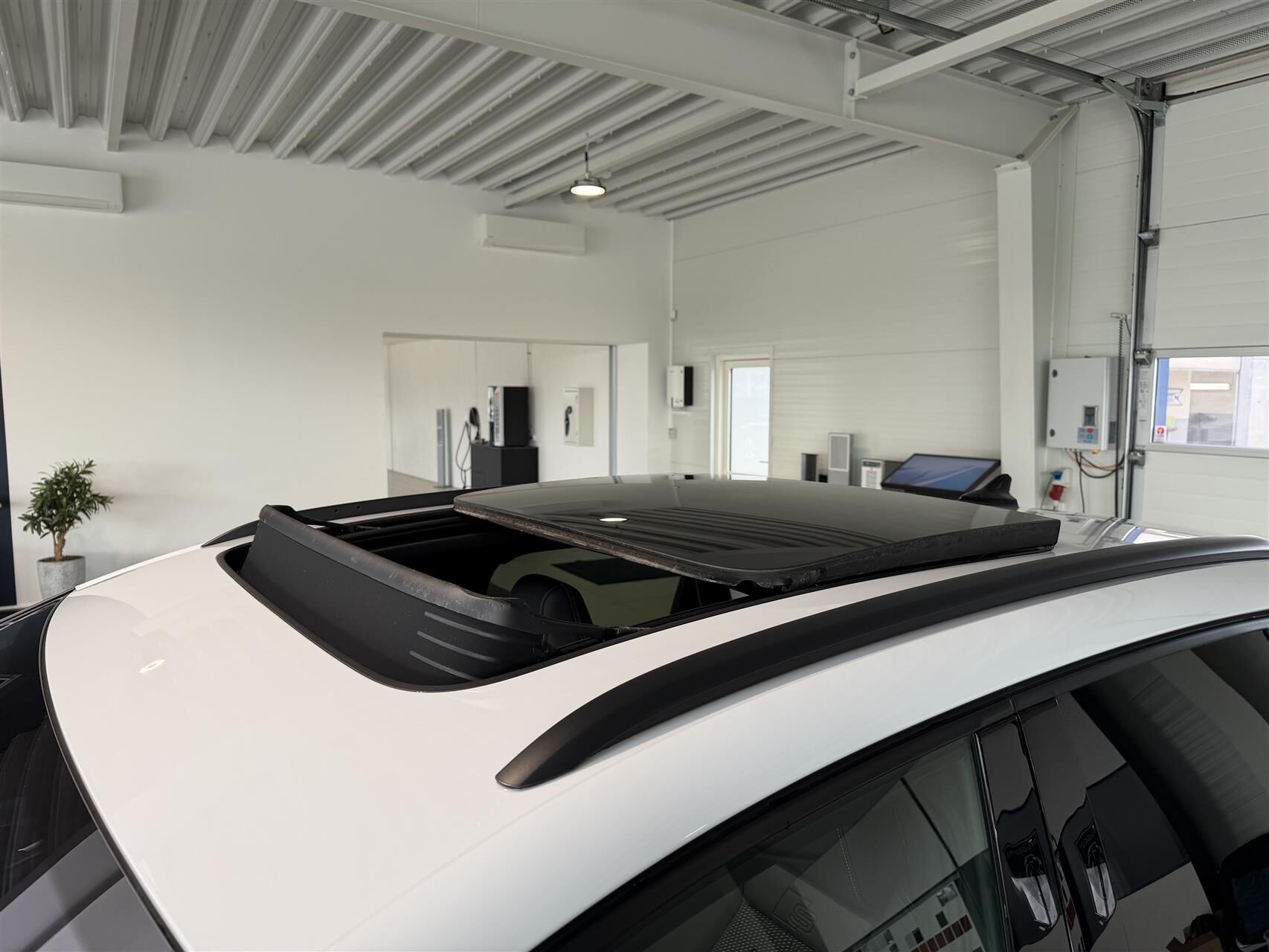 Billede af Audi Q4 50 E-tron Attitude Quattro 299HK 5d Aut.
