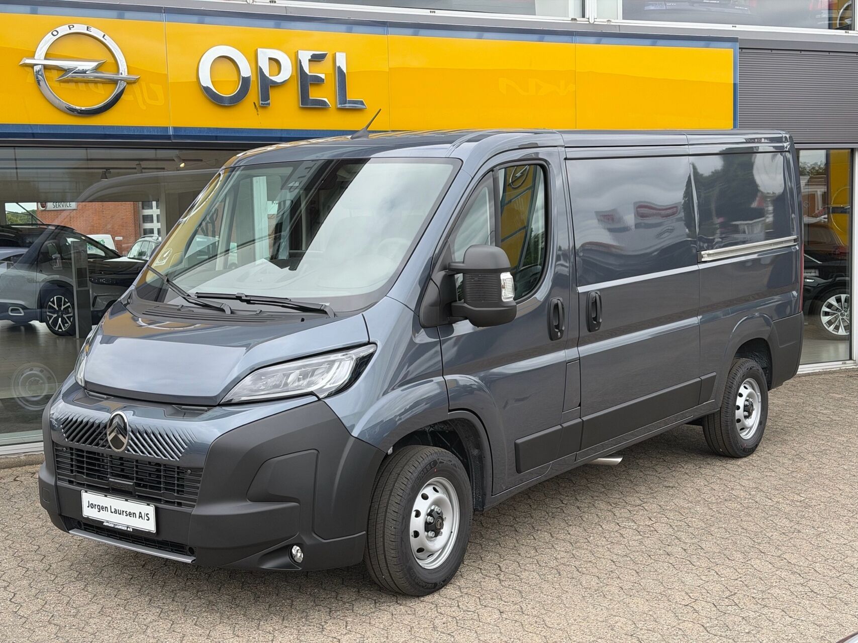 Billede af Citroën Jumper 35H L2H2 2,2 Blue HDi Masterline EAT8 180HK Van 8g Aut.