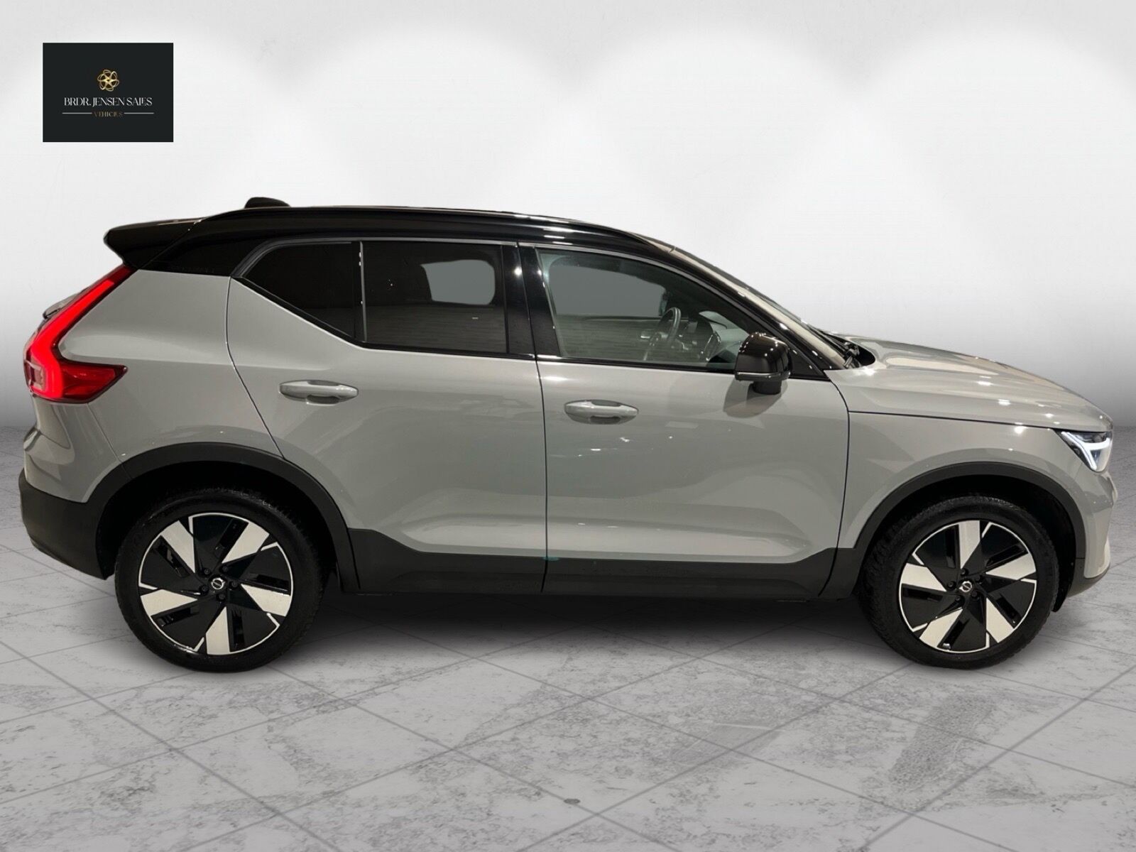 Billede af Volvo XC40 Recharge Twin Plus AWD 408HK 5d Aut.