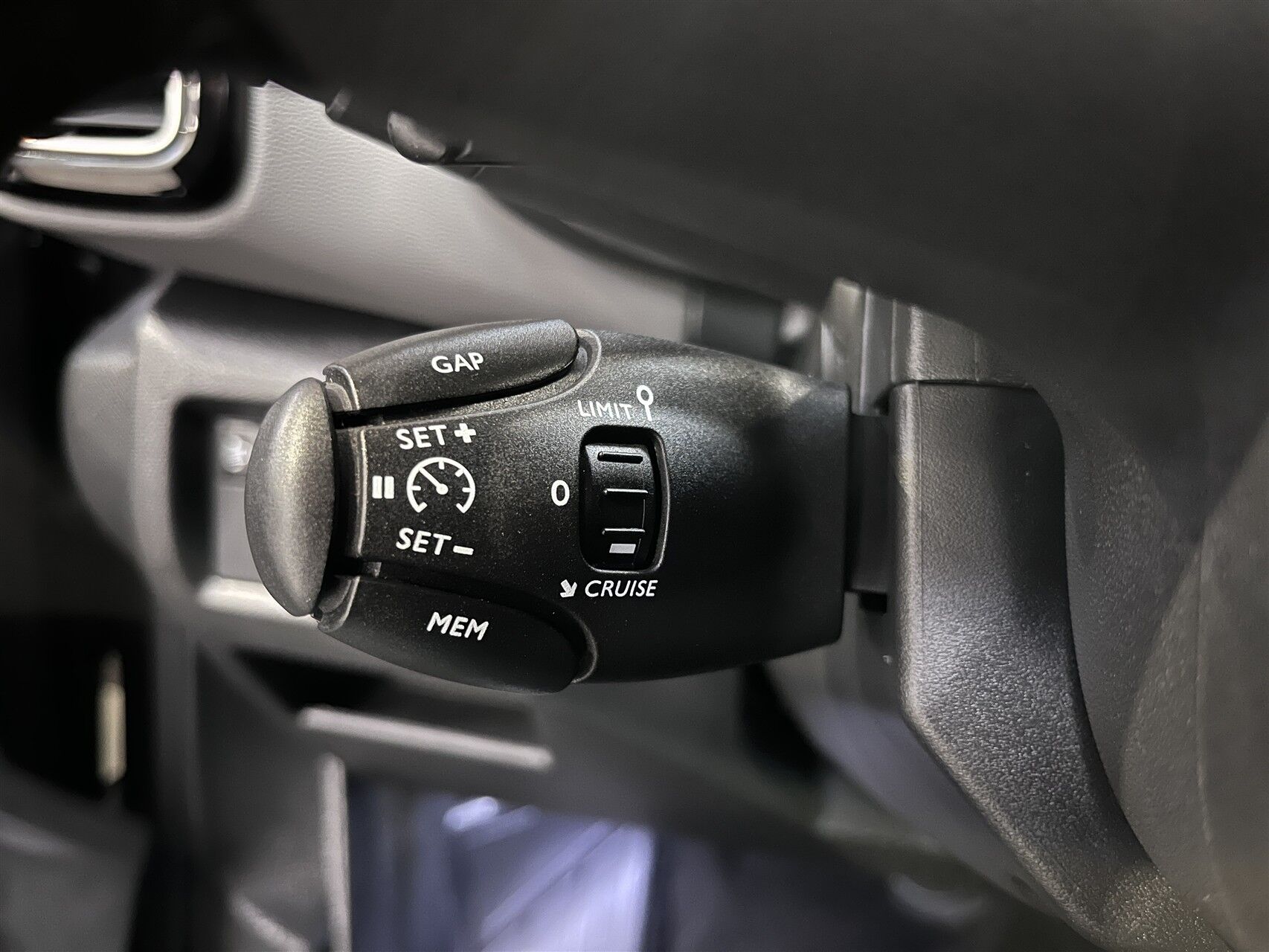 Billede af Citroën C5 Aircross 1,5 Blue HDi Platinum EAT8 start/stop 130HK 5d 8g Aut.