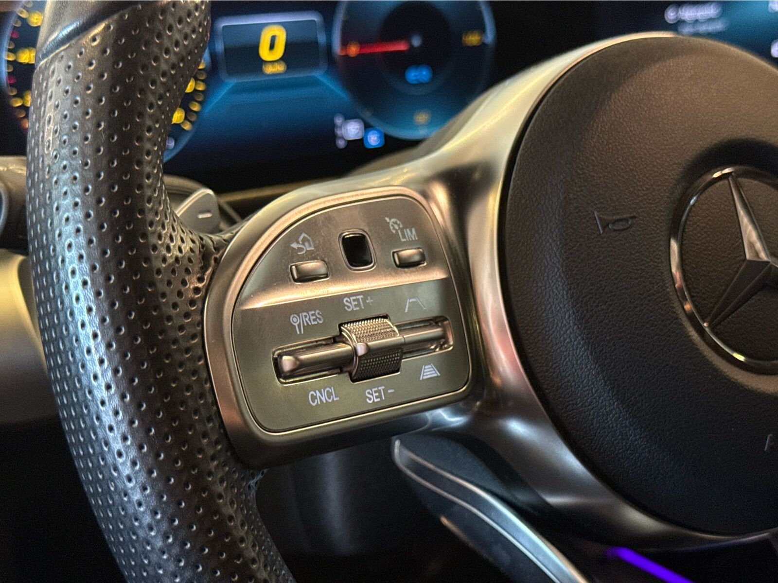 Billede af Mercedes-Benz EQB 250+ 7 pers. EL AMG Edition 190HK 5d Aut.
