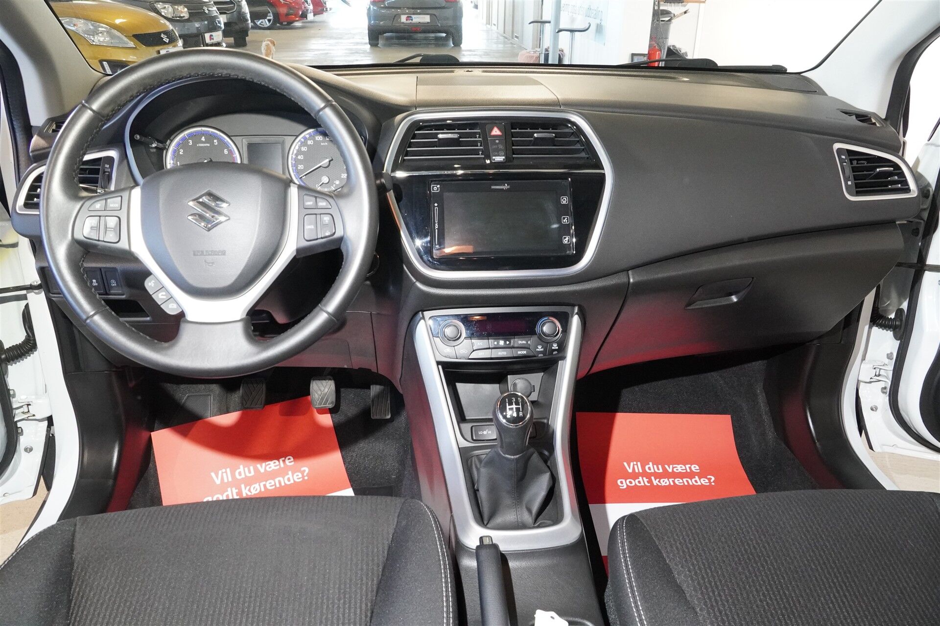Billede af Suzuki S-Cross 1,0 Boosterjet Active 112HK 5d