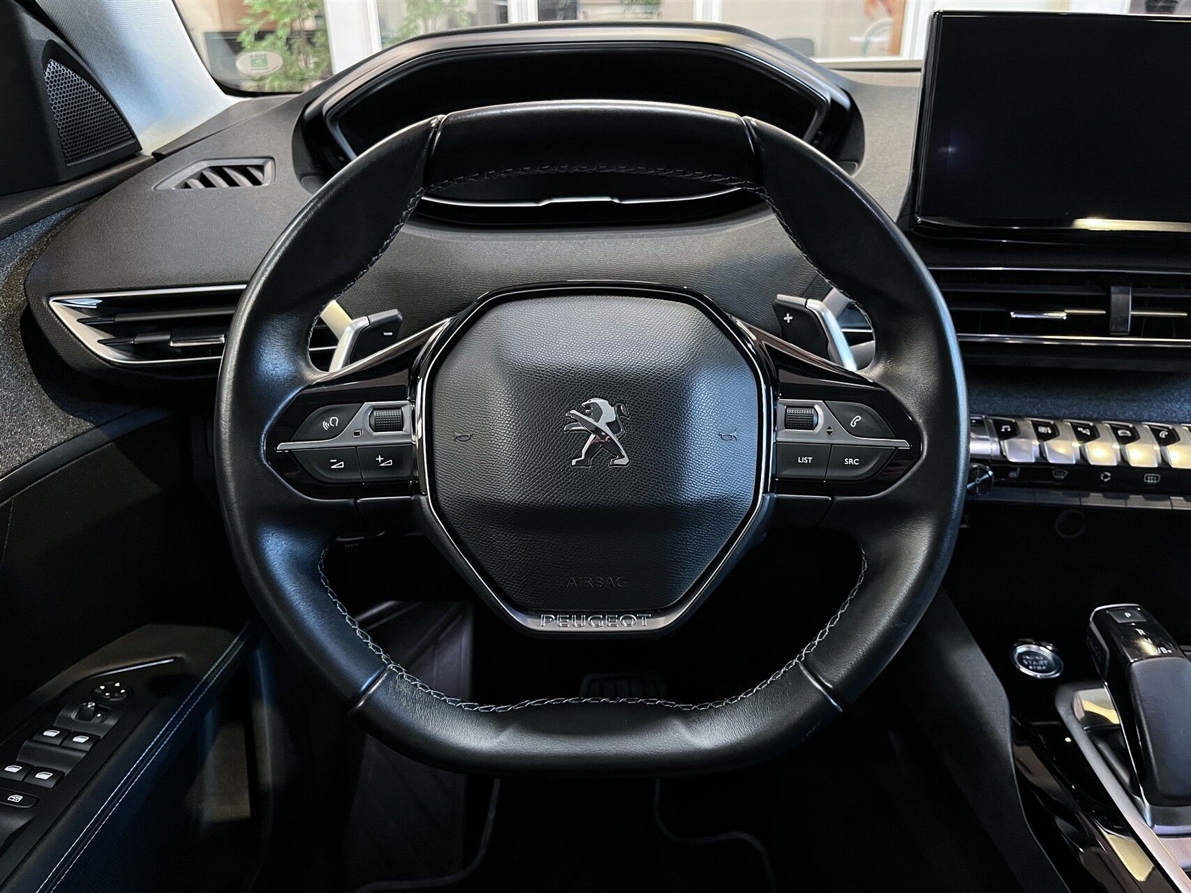 Billede af Peugeot 3008 1,6 PureTech  Plugin-hybrid Allure Pack EAT8 225HK 5d 8g Aut.