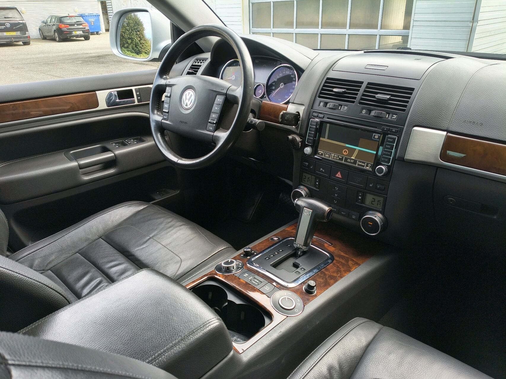 Billede af VW Touareg 3,0 TDI V6 DPF Basic Tiptr. 240HK 5d 6g Aut.