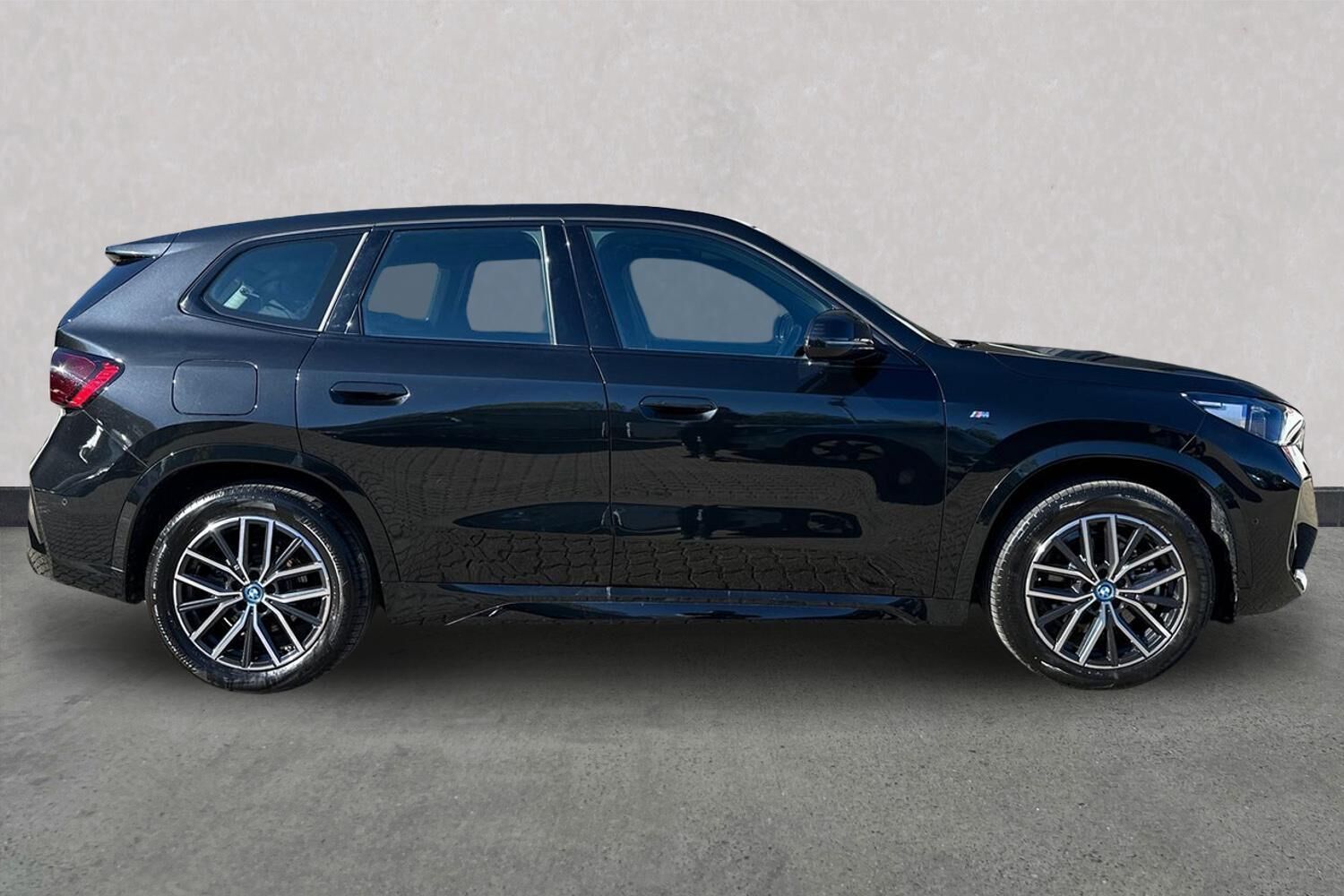 Billede af BMW iX1 xDrive30 EL M-Sport 4x4 313HK 5d Aut.