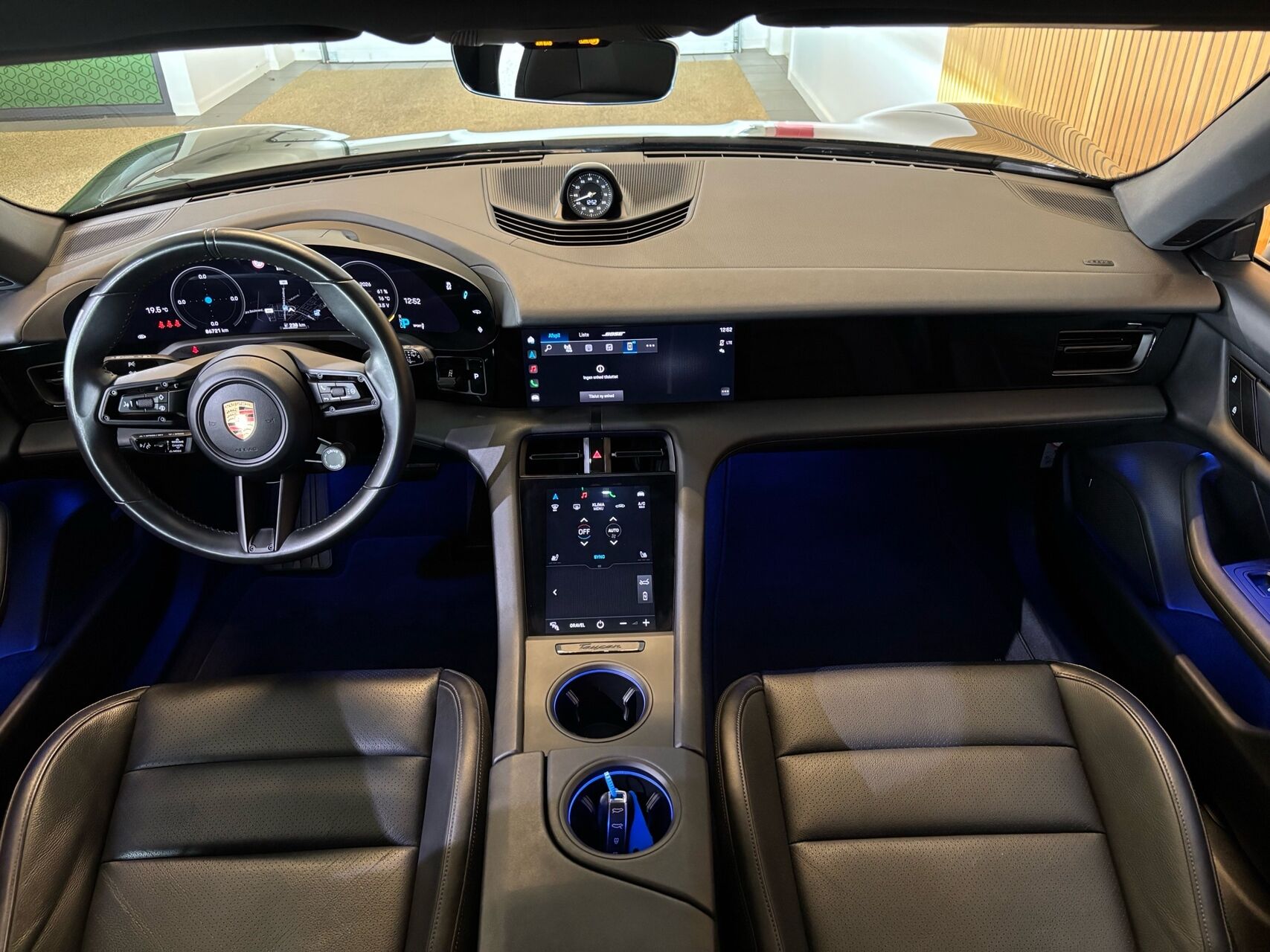 Billede af Porsche Taycan Sport Turismo EL 381HK Stc Aut.