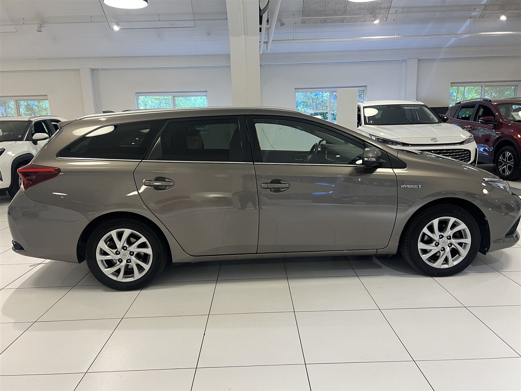 Billede af Toyota Auris Touring Sports 1,8 Hybrid H2 Comfort Safety Sense 136HK Stc Aut.