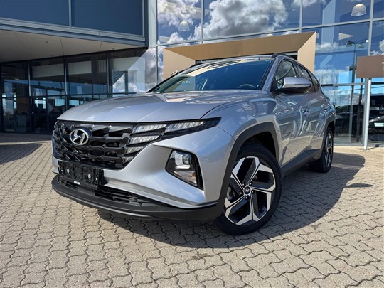 Hyundai Tucson 1,6 T-GDI  Plugin-hybrid Essential 4WD 265HK 5d 6g Aut.